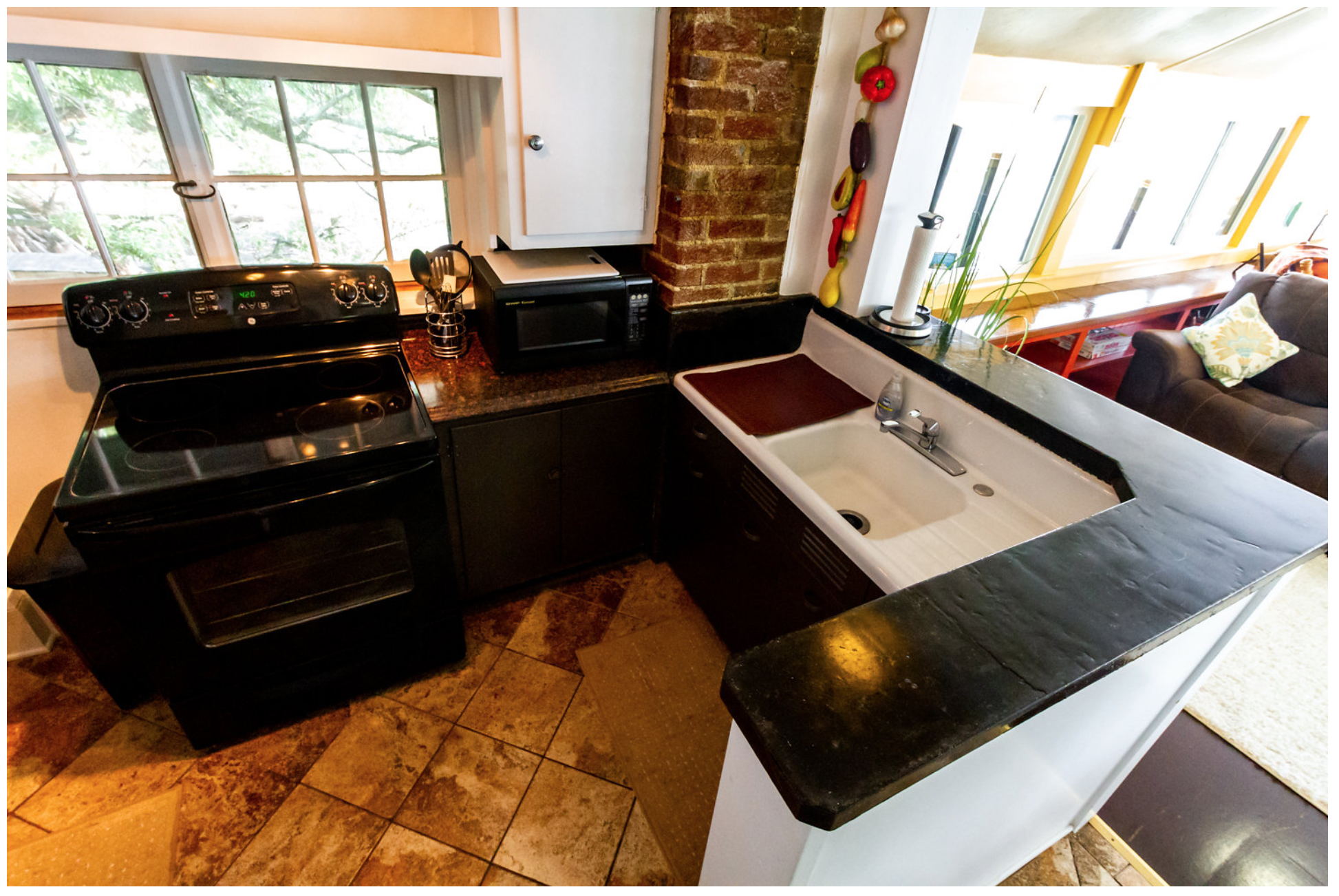 IBH - Upper Unit Kitchen.png