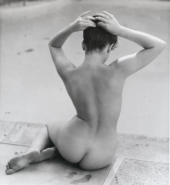 Edition Gowland 9 Modell: Margie Fisco, ca. 1957 printed on Hahnemühle Baryta, 30x24 cm, 2016 numbered und signed from the heirs with a stamp of Peter Gowland LLC Edition 10+2AP