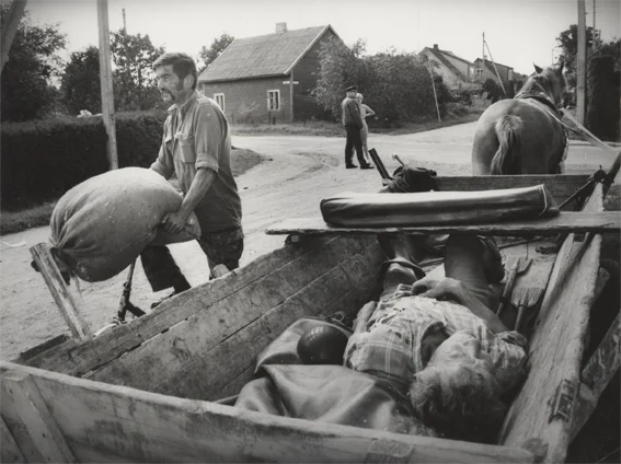 Grimaces of the Weary Village_2000_72.jpg