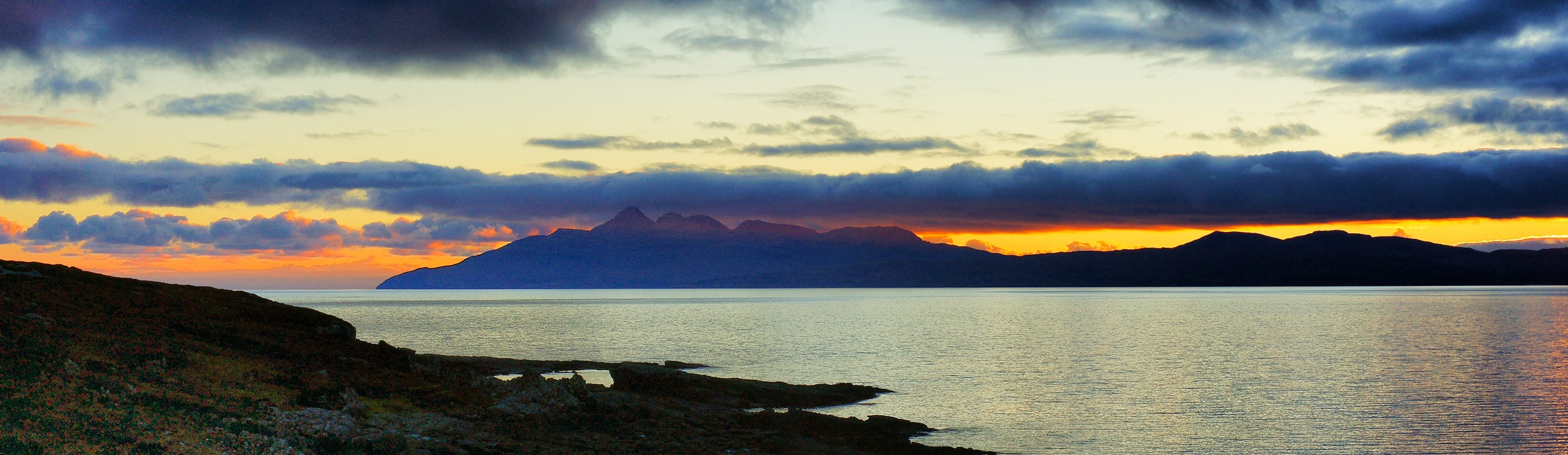    Rum from Elgol, Leica X-1   