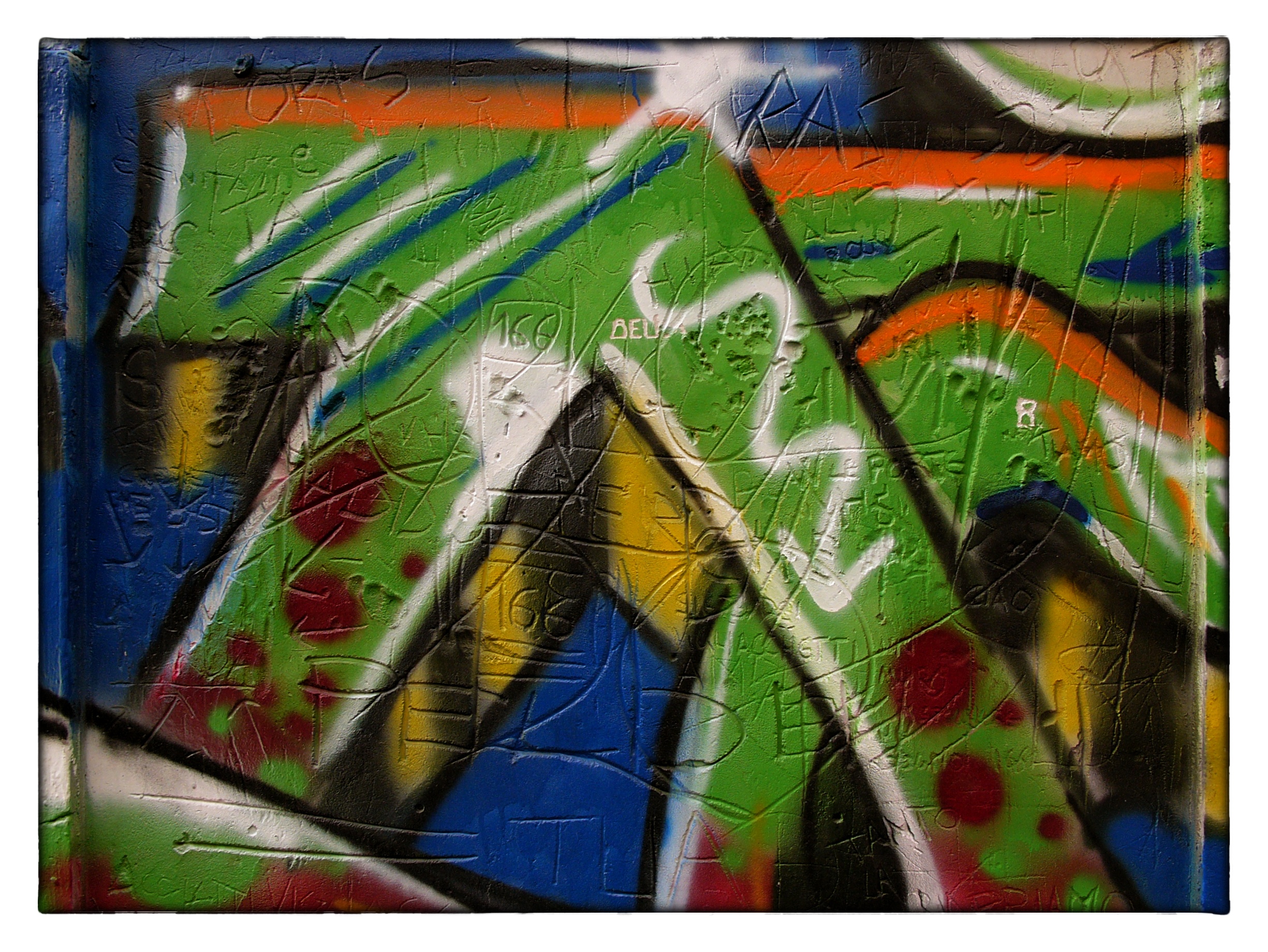    Graffiti over graffiti: Rome, May04 Leica Digilux-2   