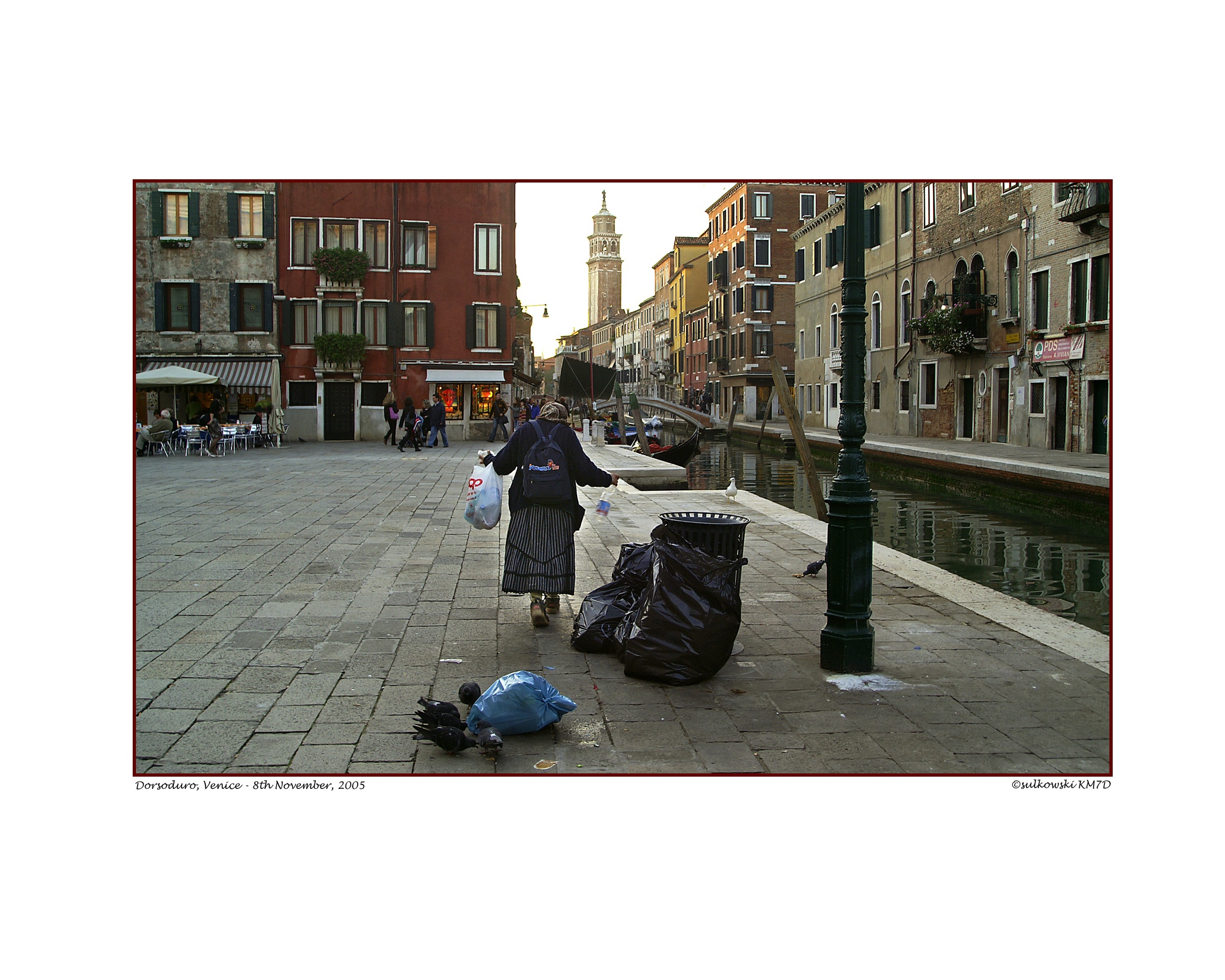 Bag Lady Dorsoduro_Venice.jpg