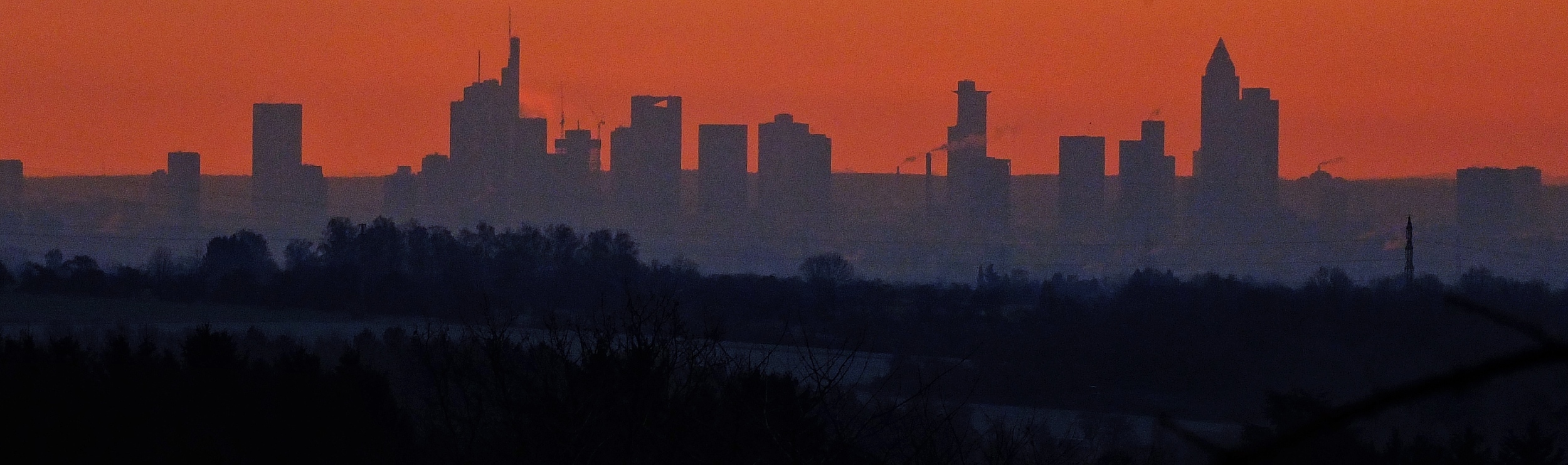    Frankfurt Skyline from Kronberg, Jan '13 Fuji X-S1 at f5   