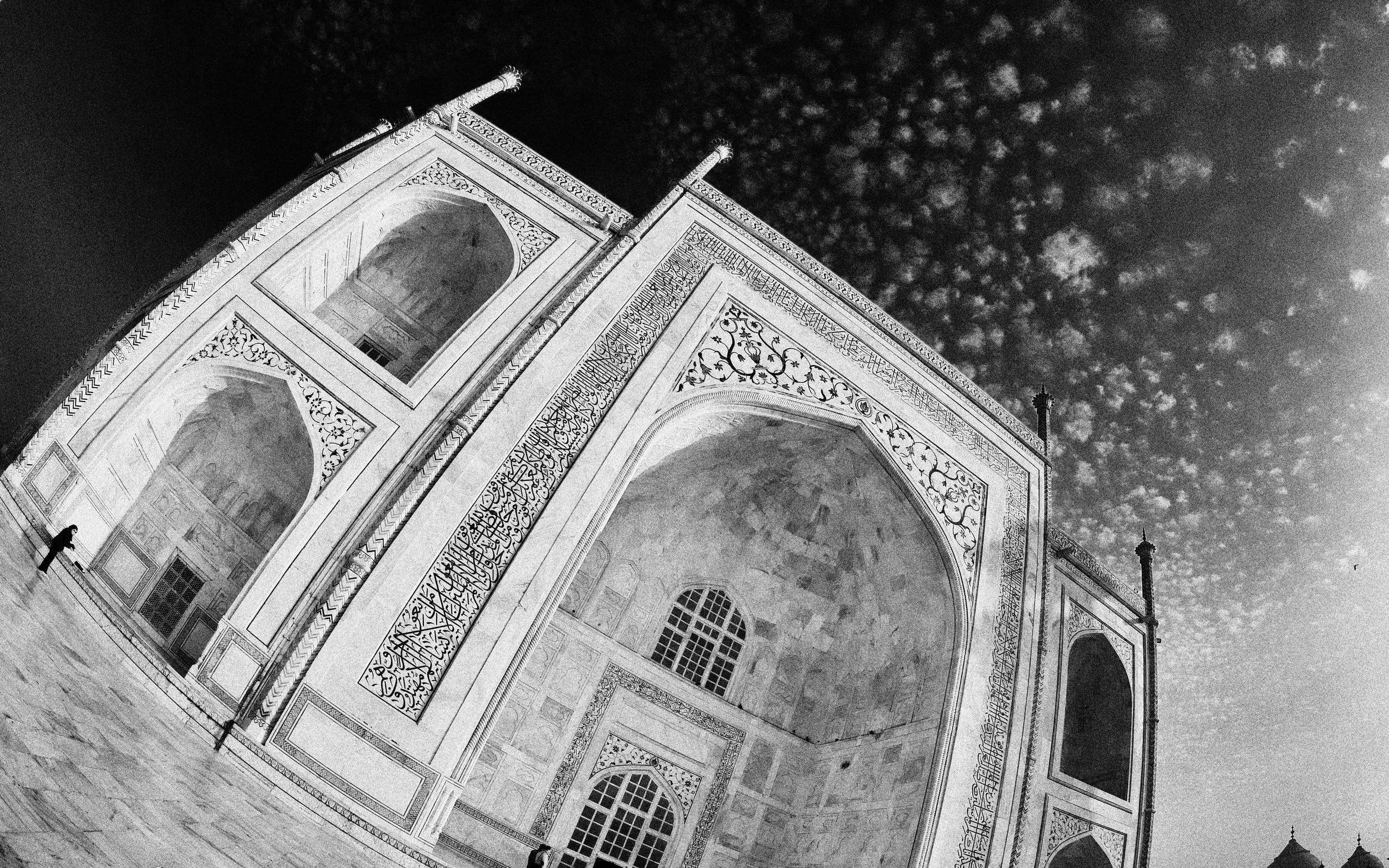 Taj Mahal Day2 43B&W.jpg