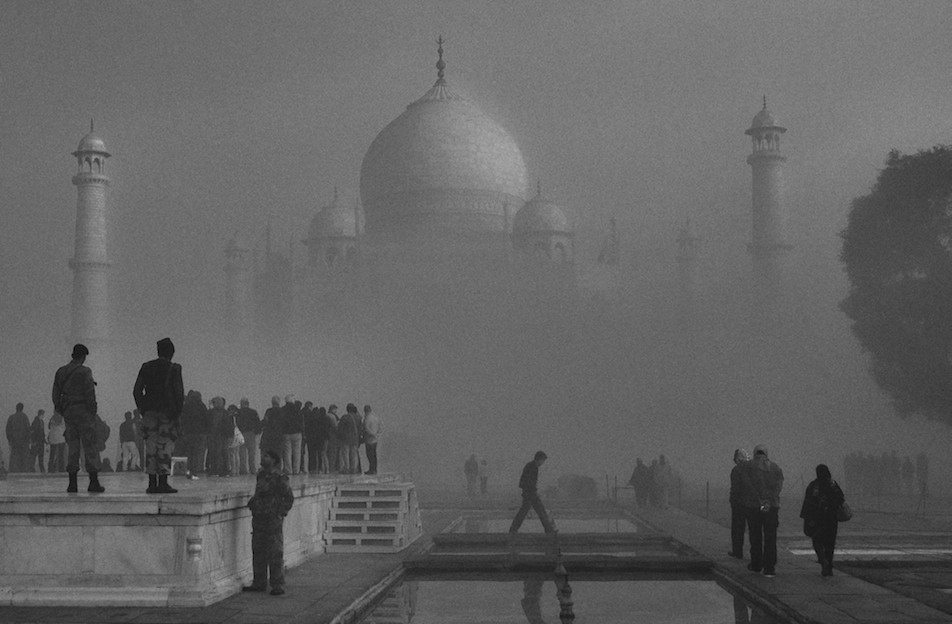 Taj Mahal Day2 7aB&W 2.jpg