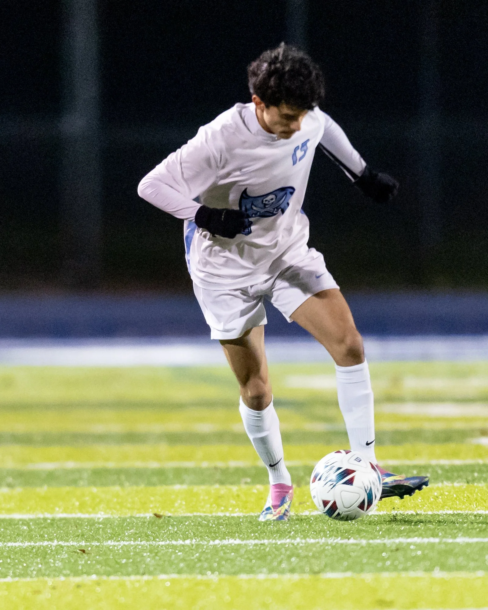 WM #13 with the ball
