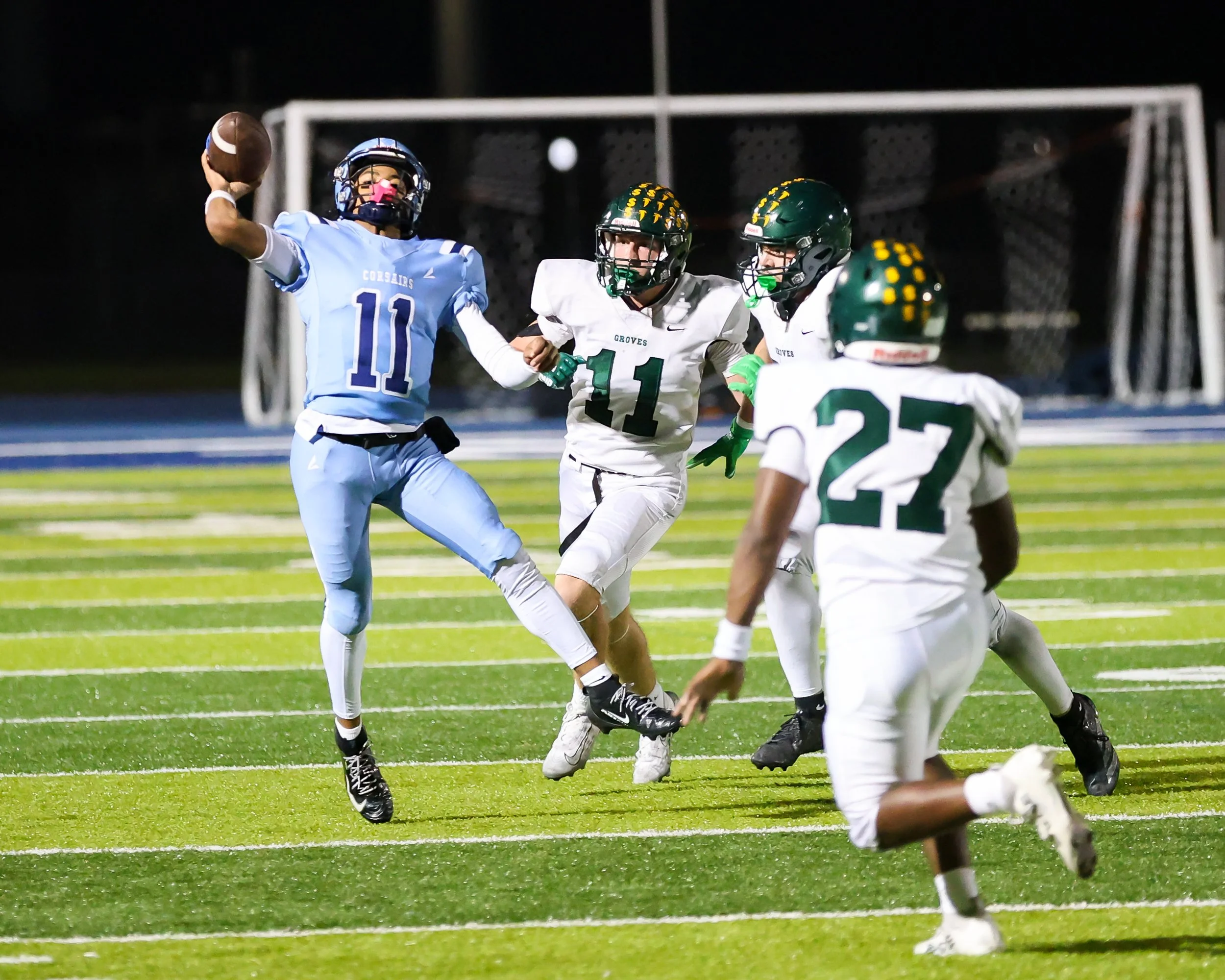 Mott #11 passes the ball