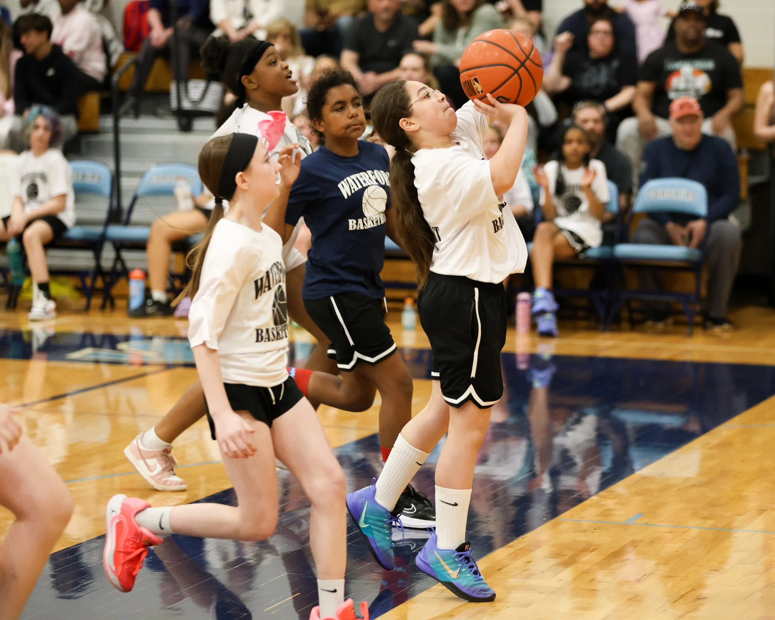 Beaumont girl shoots the ball