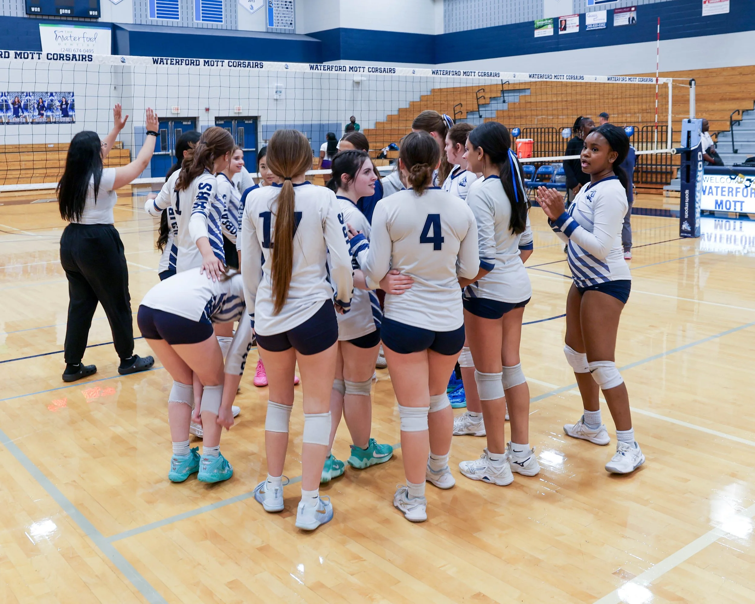 Mott celebrates the win
