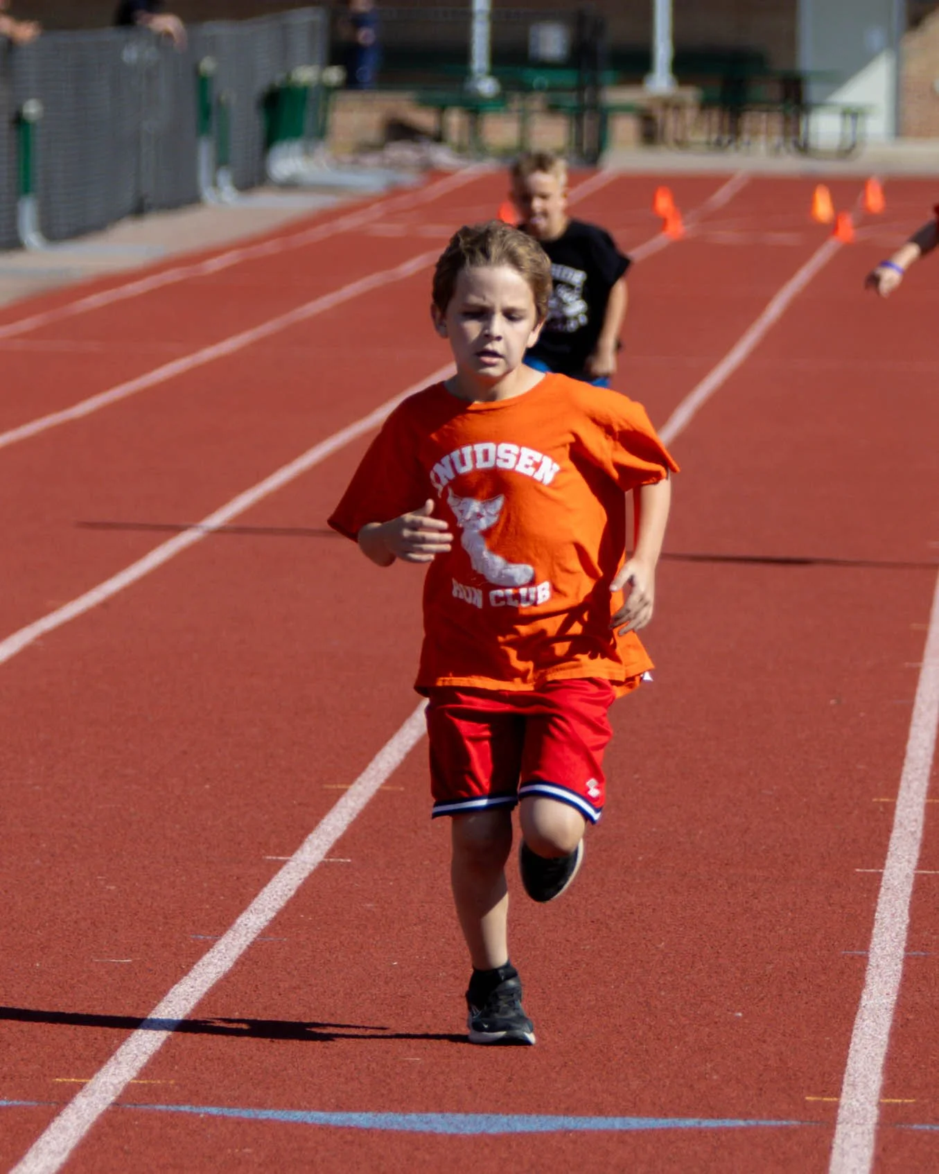 Knudsen runner finishes the race