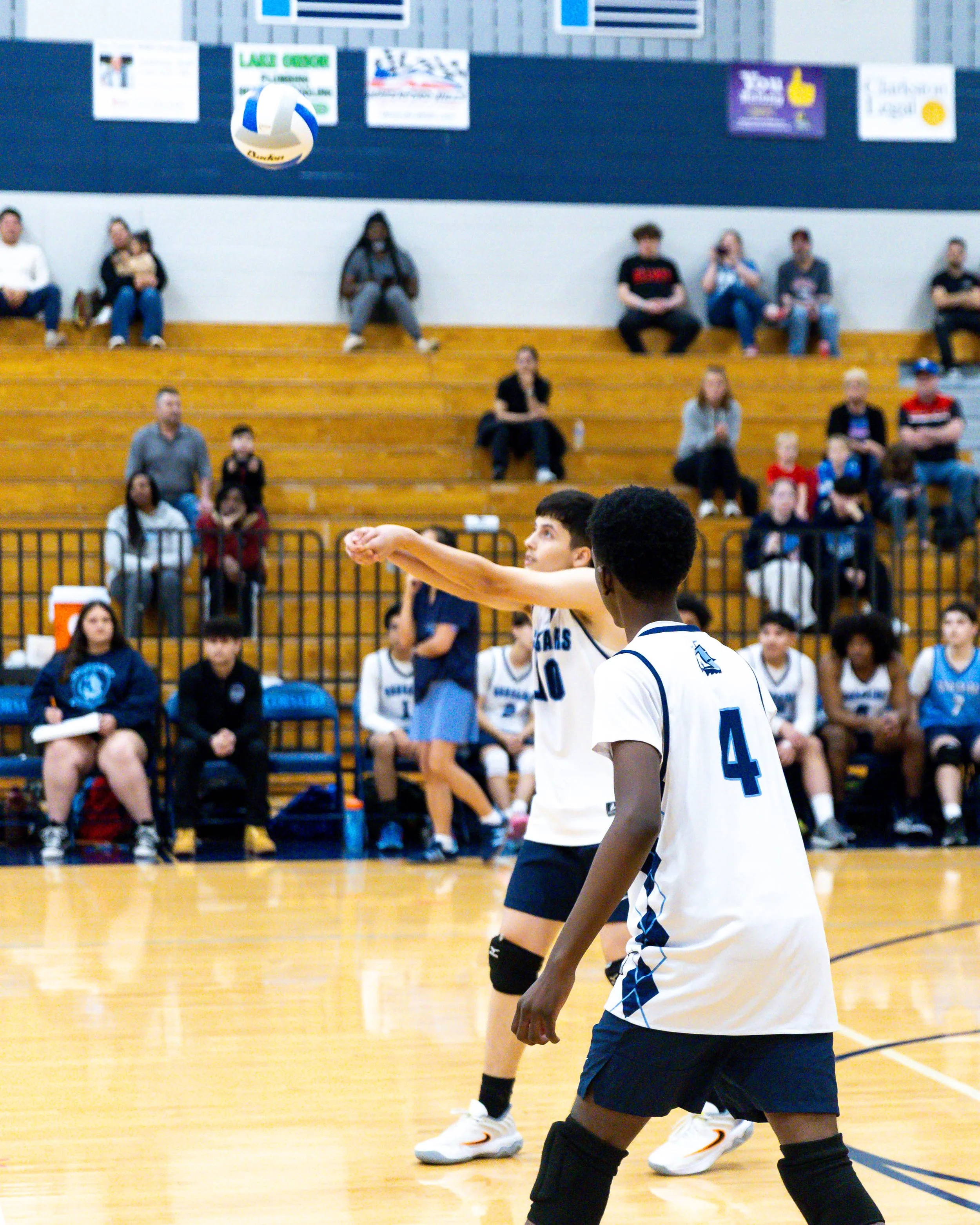 Mott #10 returns the ball