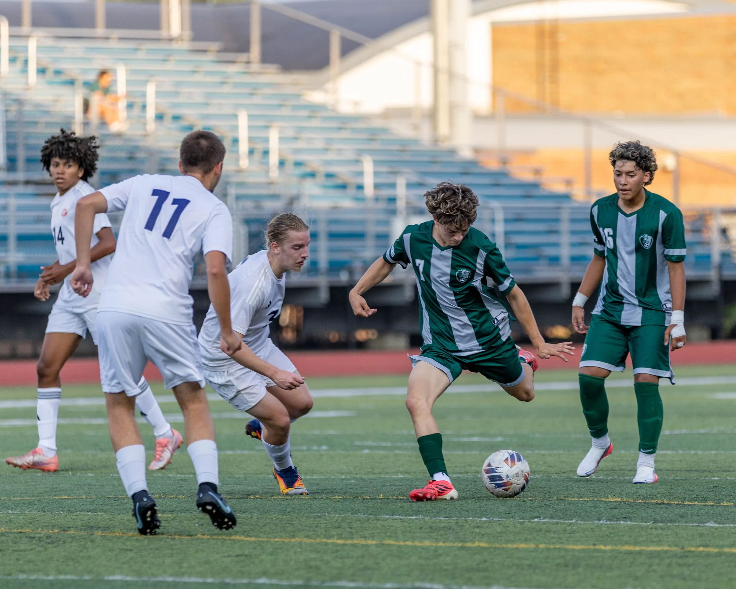 WK 7 kicks the ball