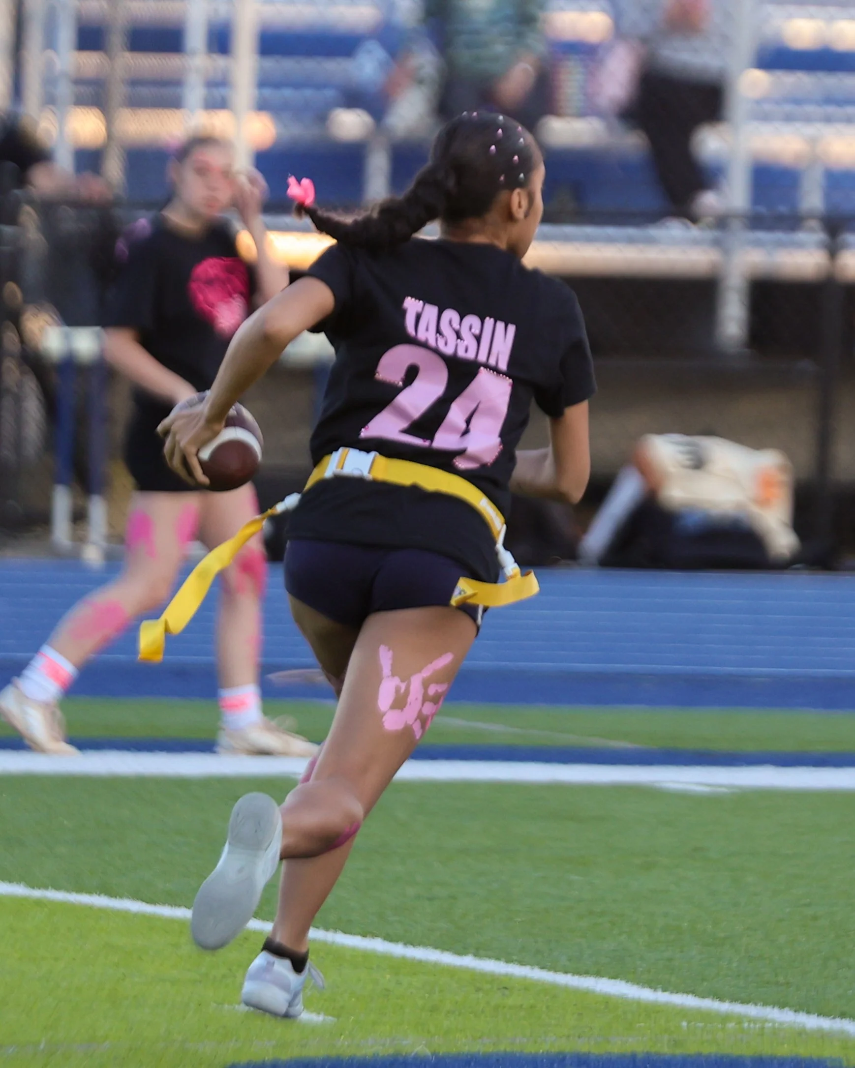 WM Senior runs the ball