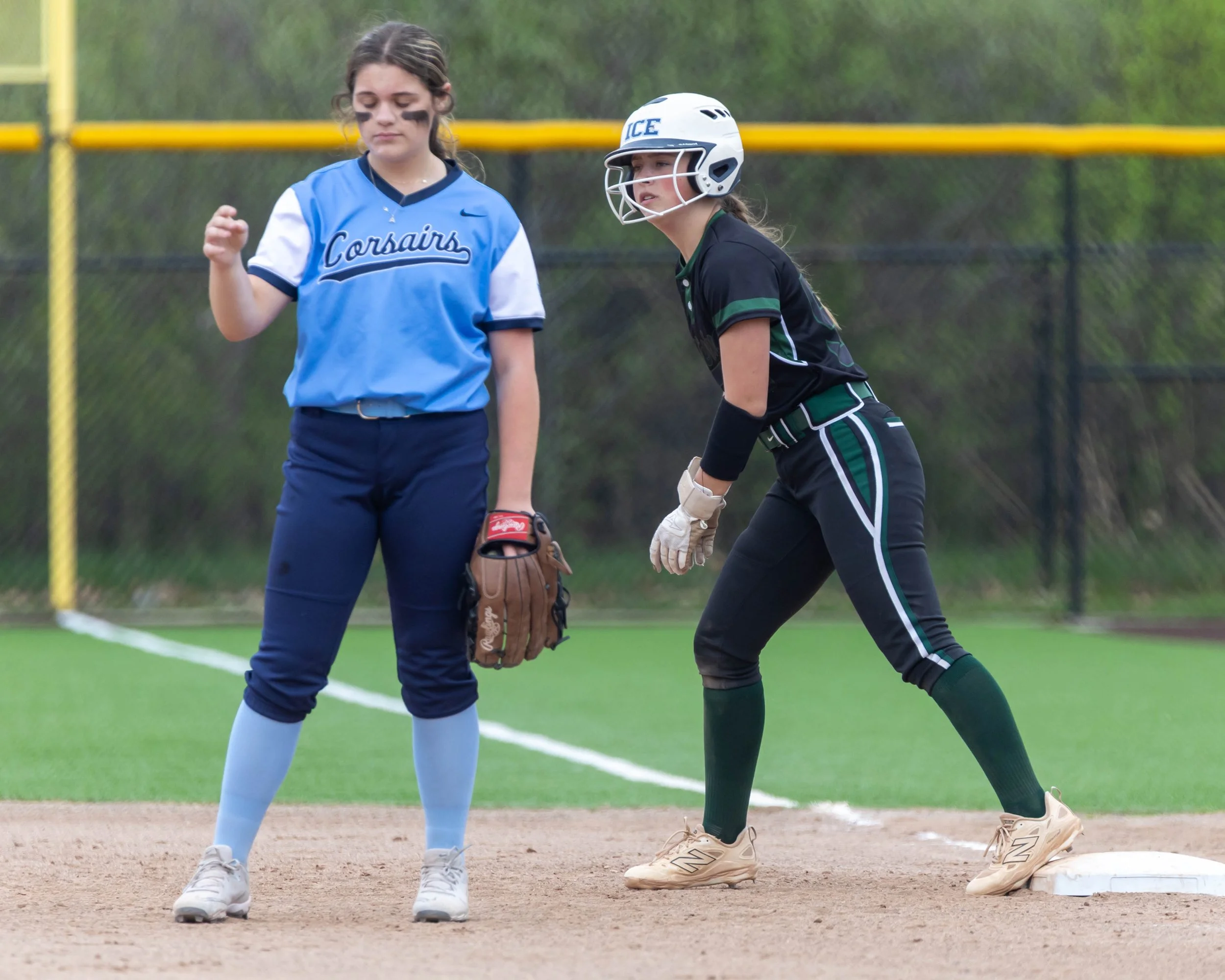 Kettering runner on first base