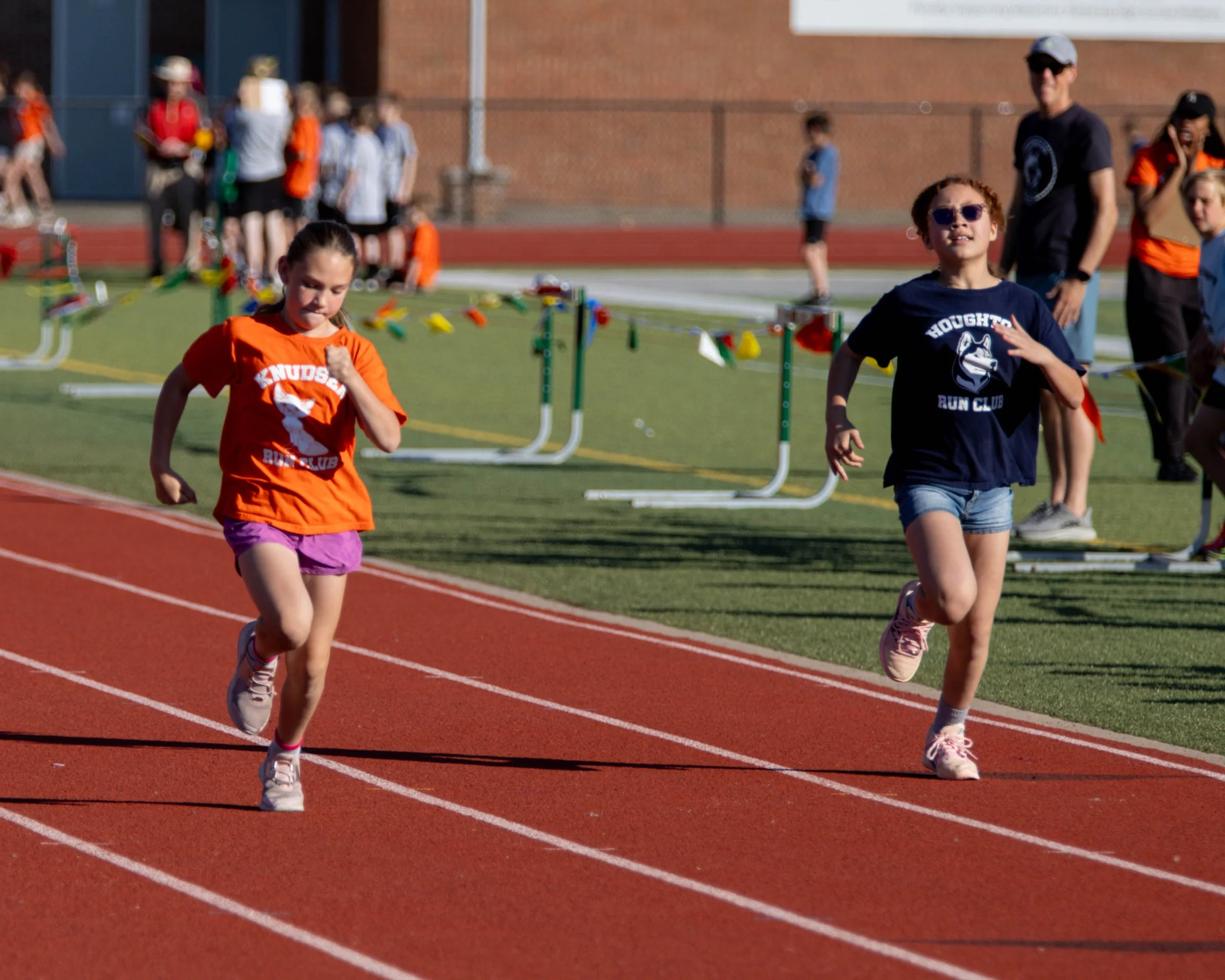 Knudsen and Riverside girls finish the race