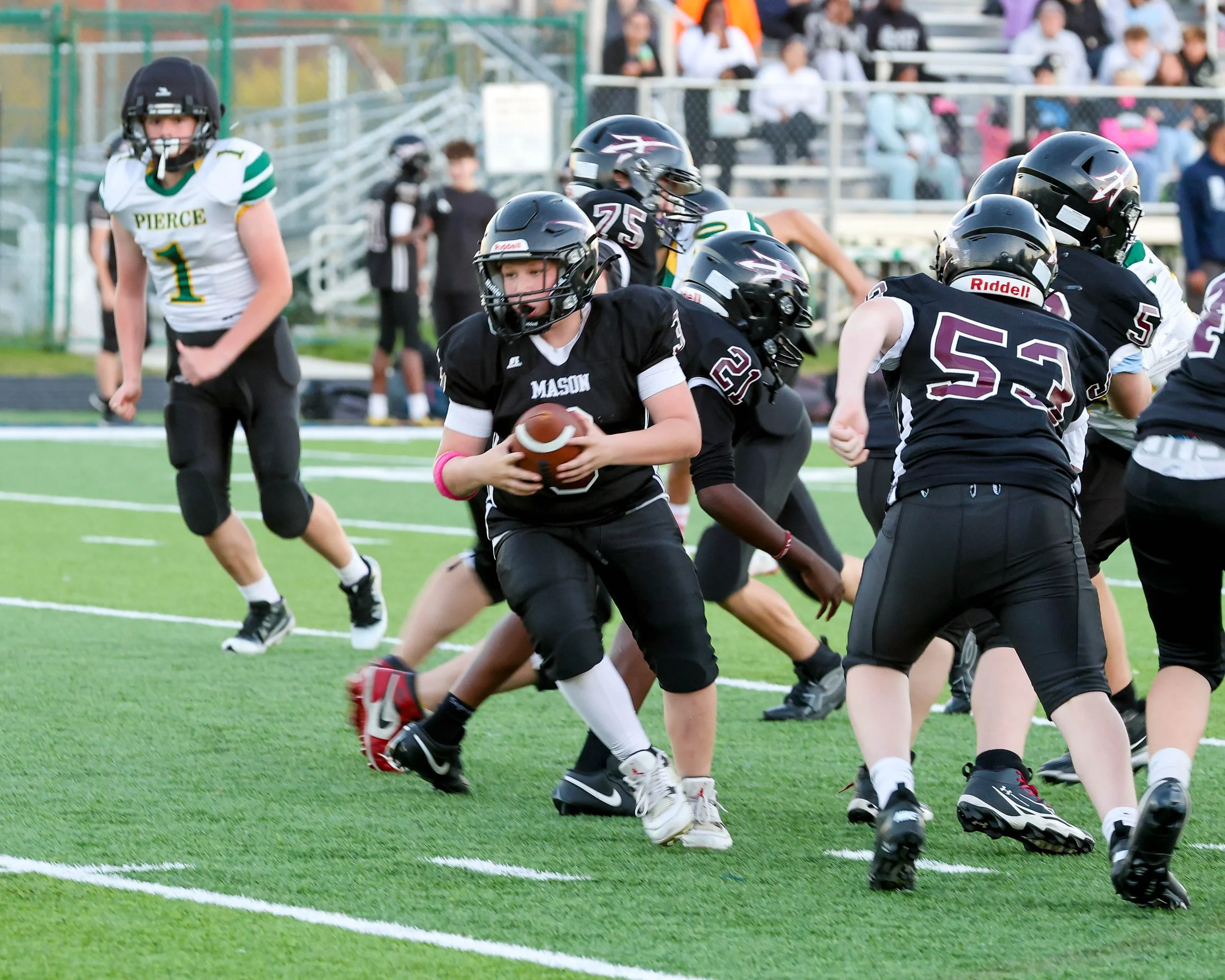 Mason #3 ready to hand off the ball 