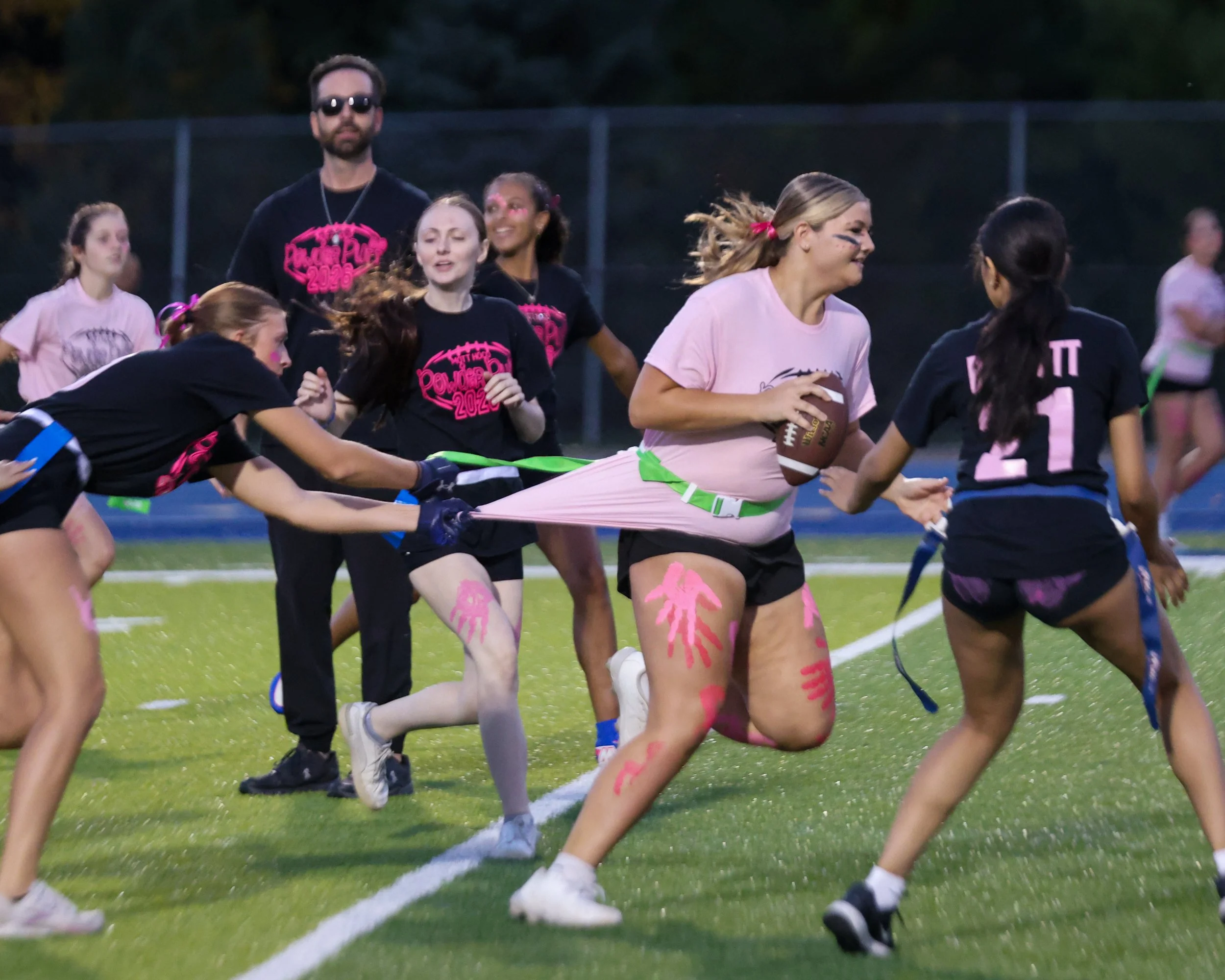 WM Juniors tries to break away from a senior