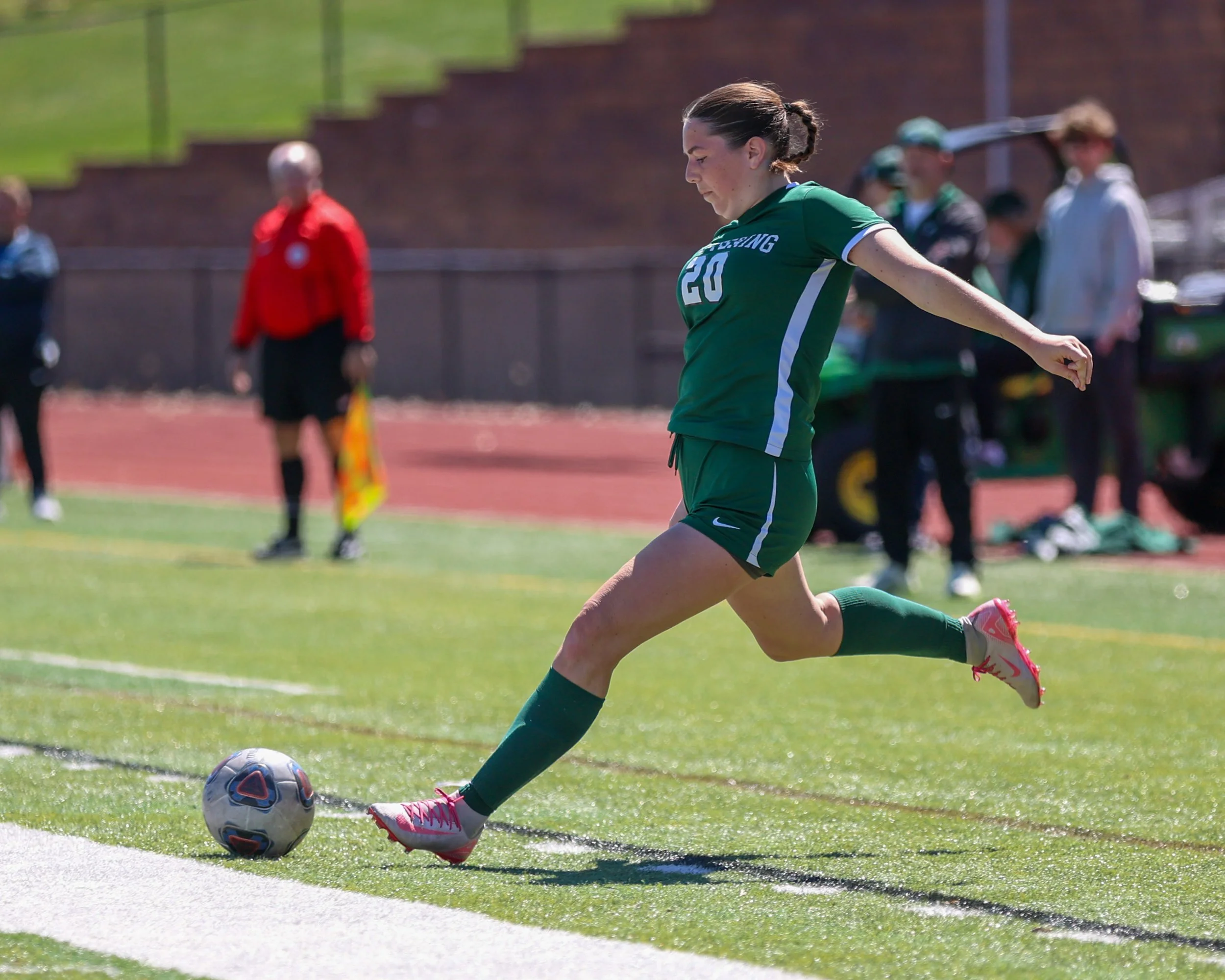 #20 with the free kick