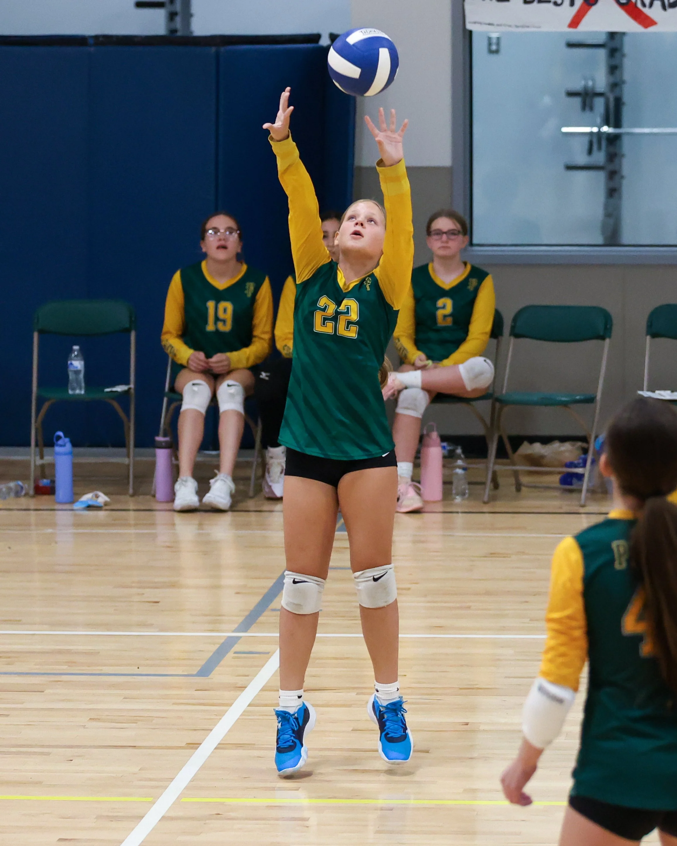 Pierce girl returns the ball