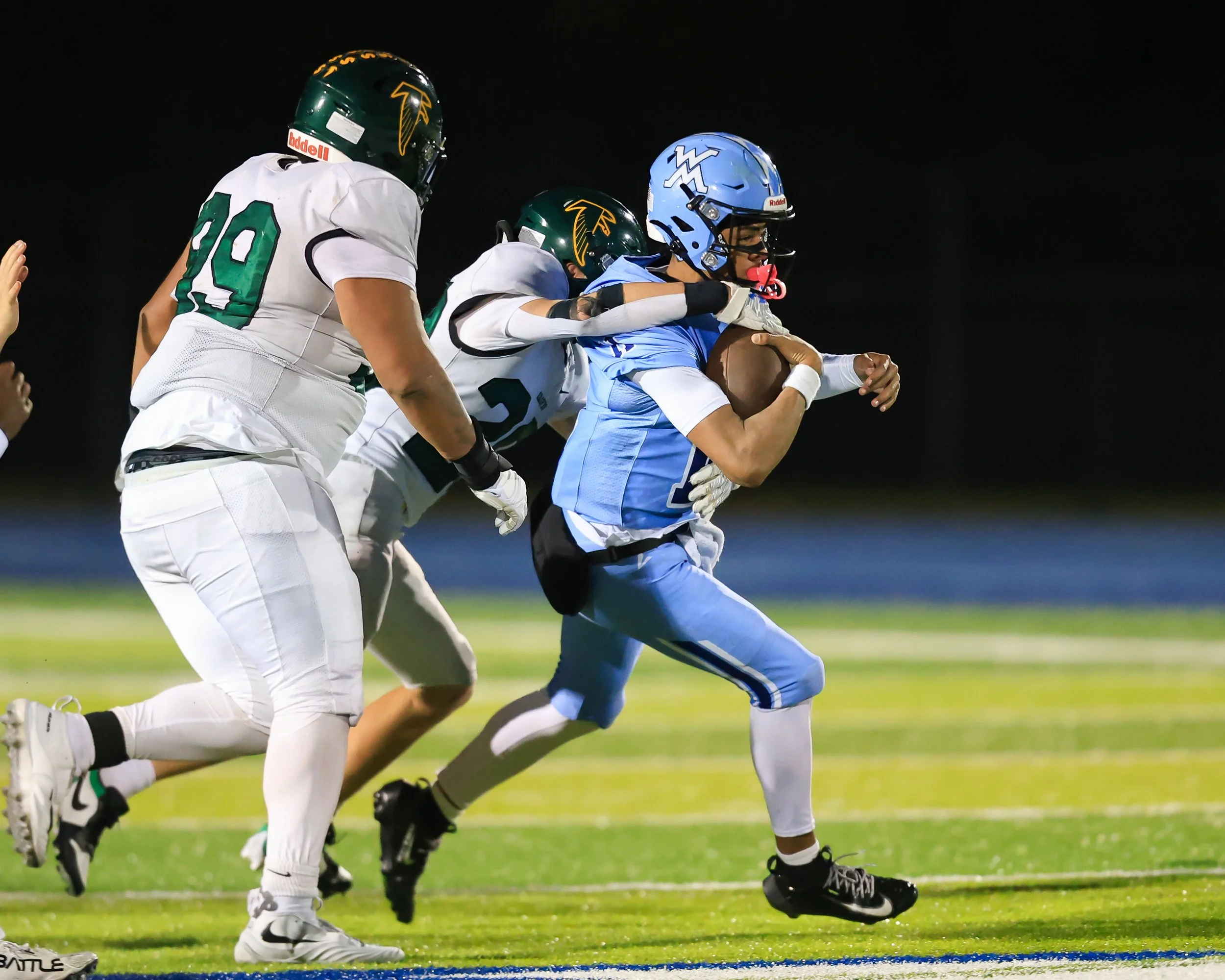 Mott #11 runs with the ball