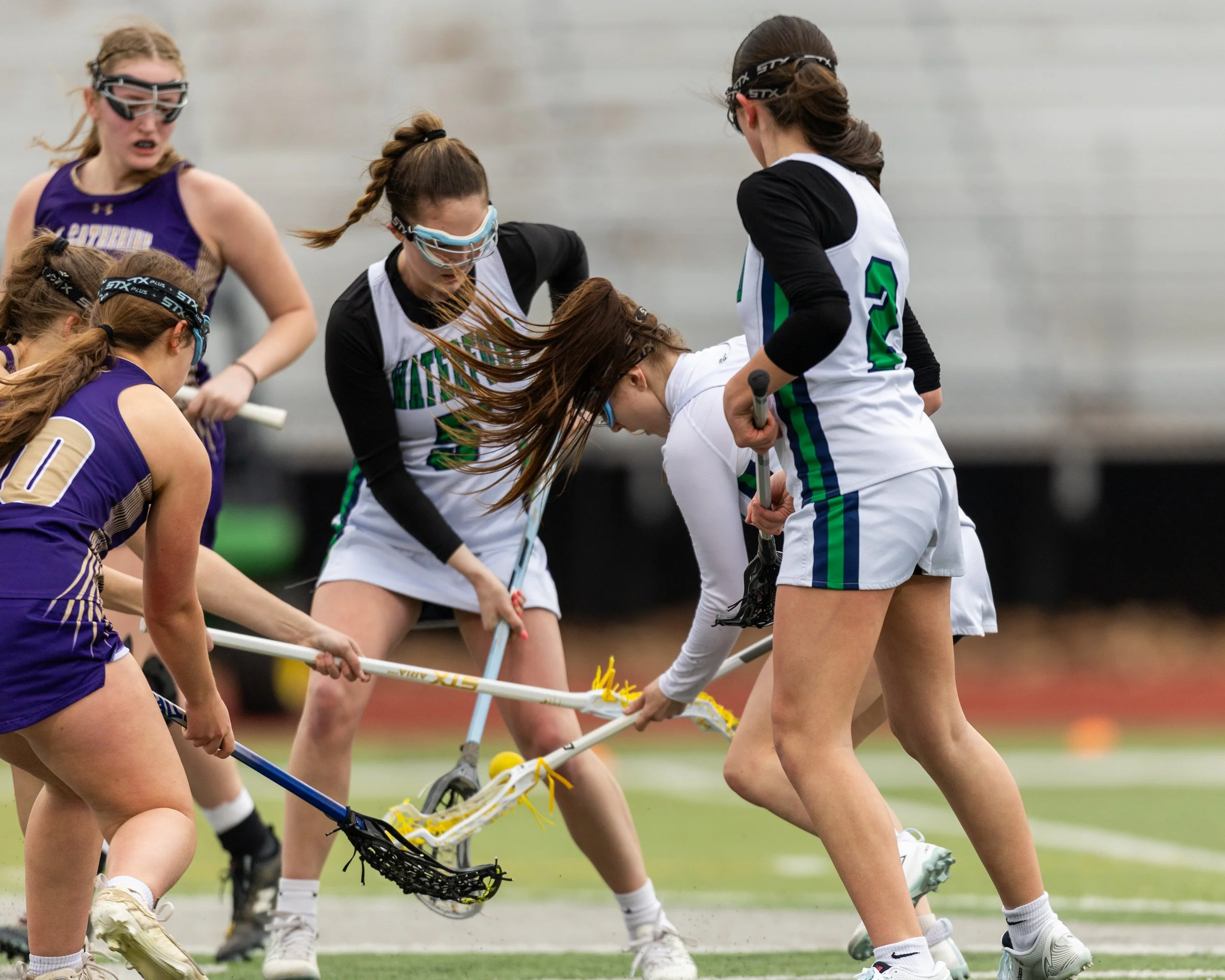 #2, #10 and #5 fight for the ball