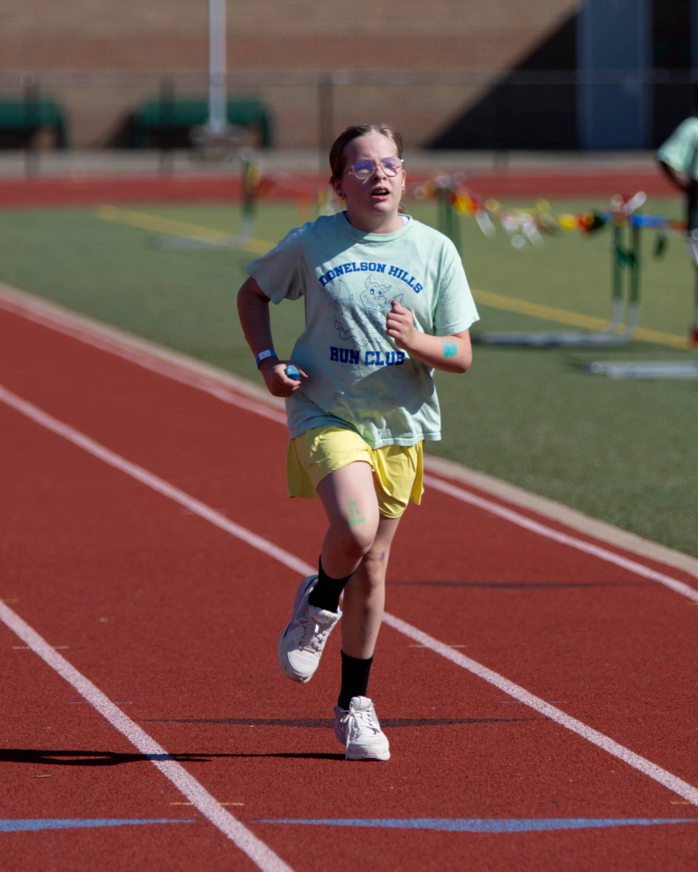 Donelson Hills runner finishes the race