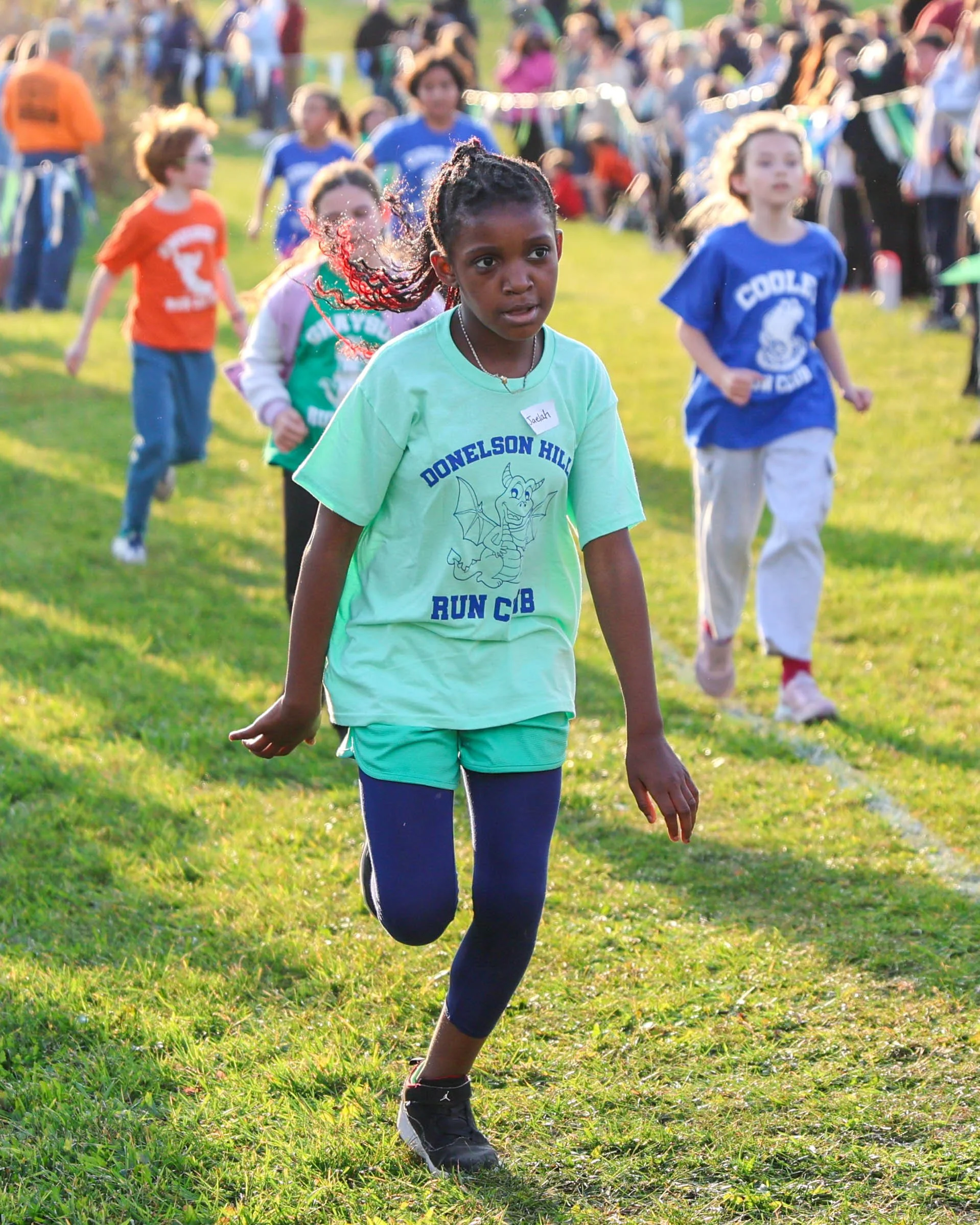 Donelson Hills girl runner