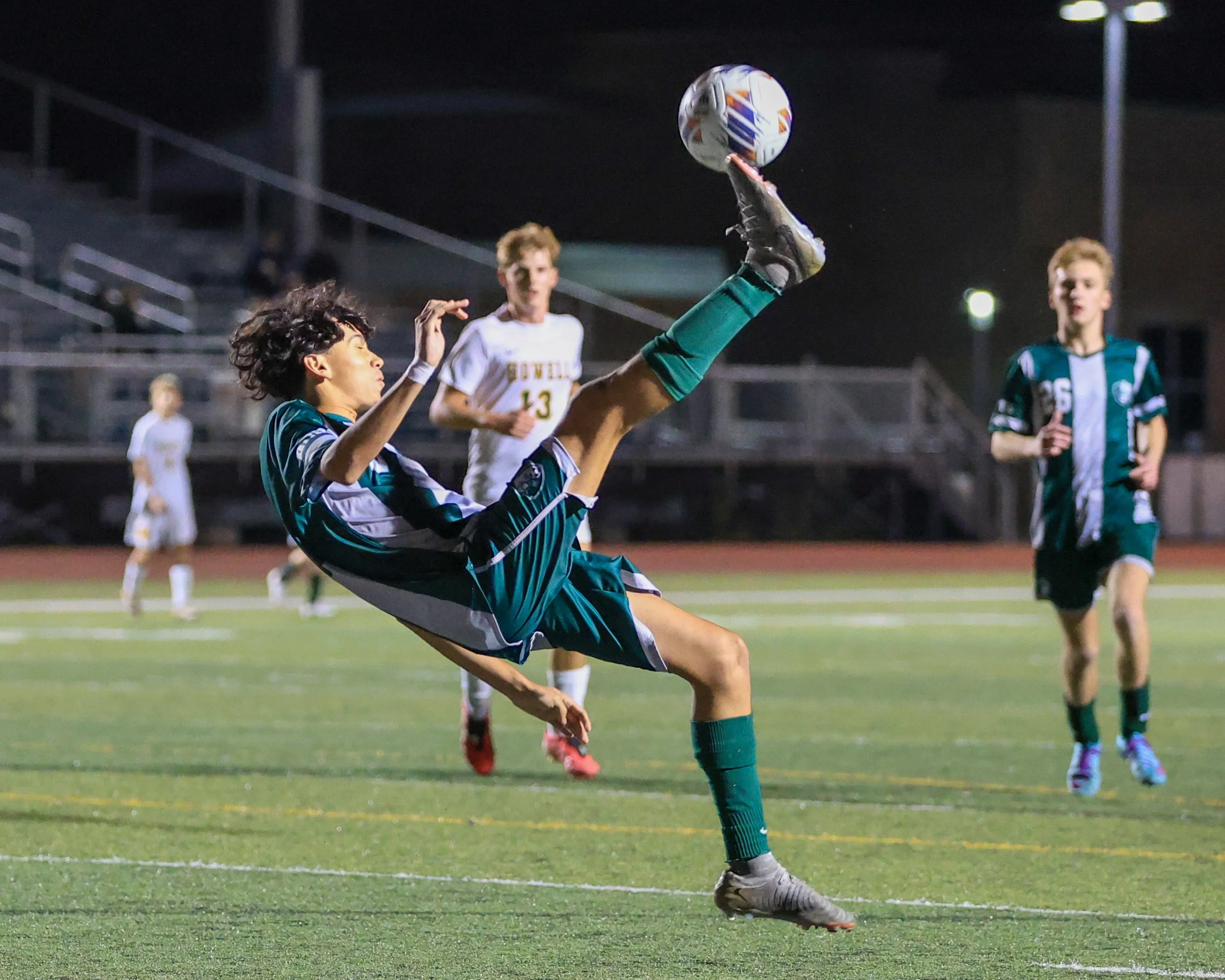 WK player with the bicycle kick