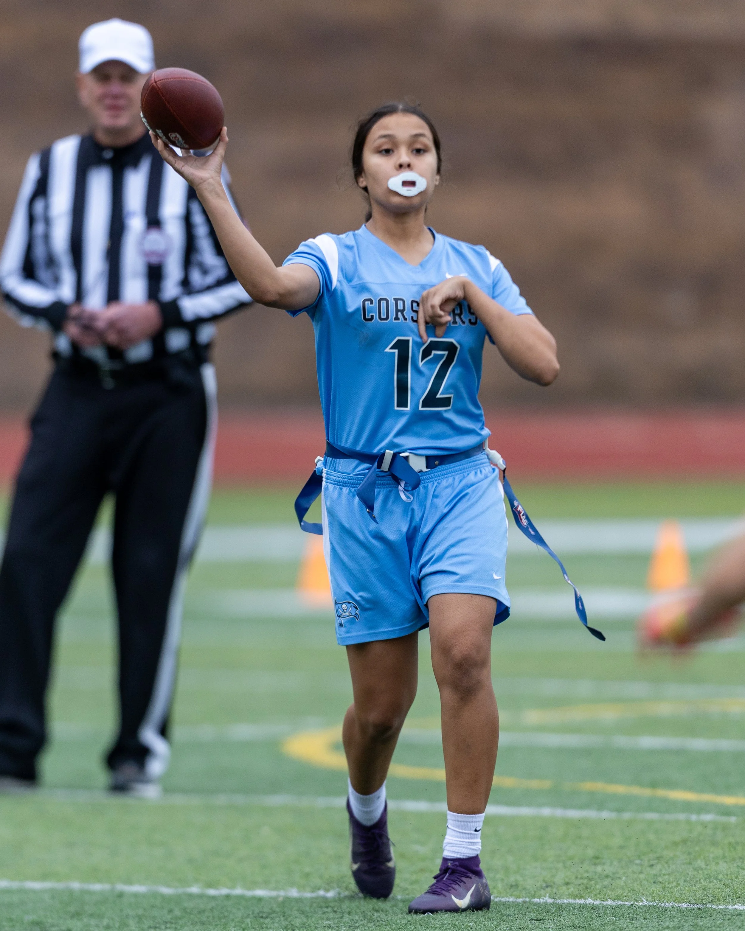 WM #12 passes the ball