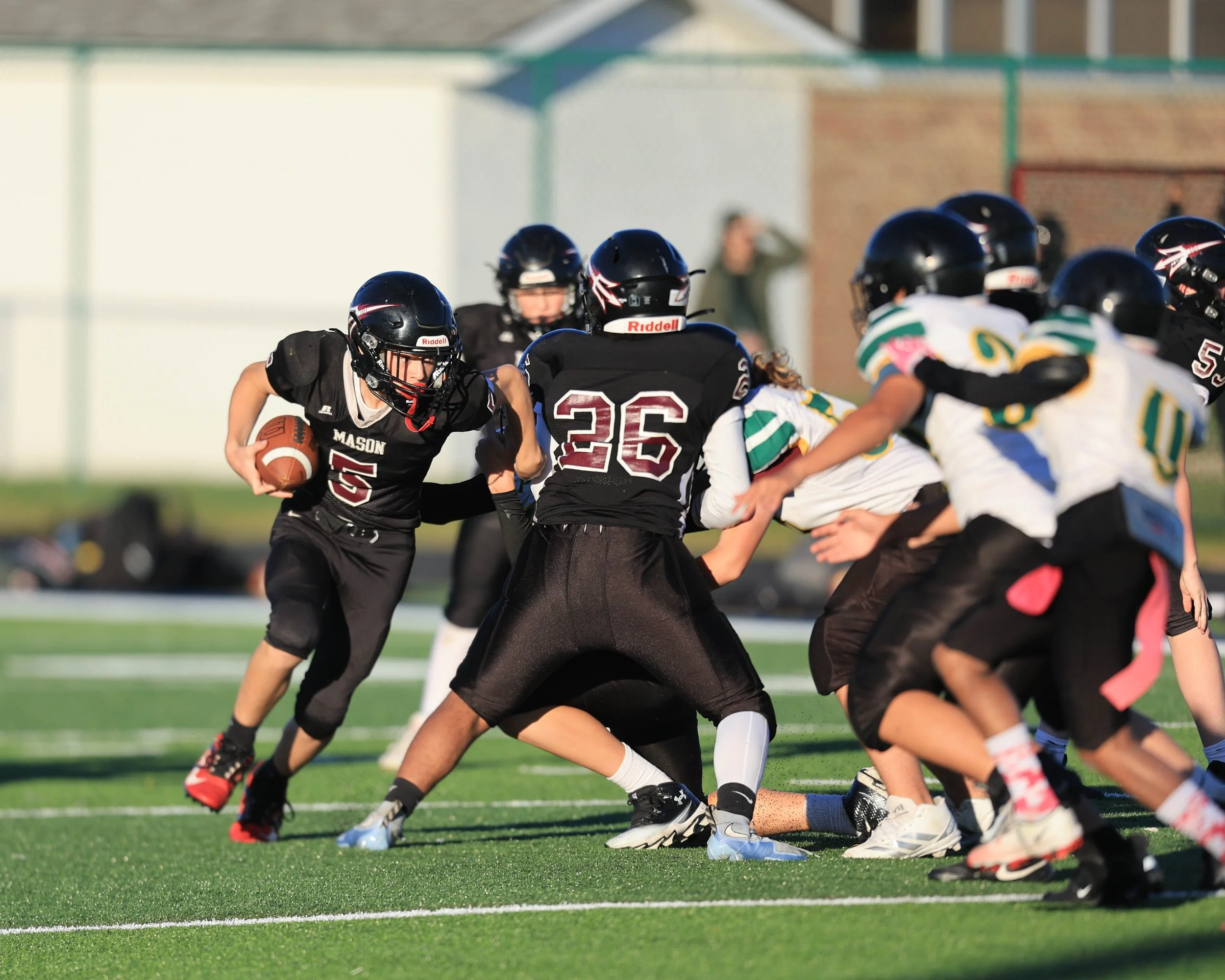 Mason #5 runs the with the ball
