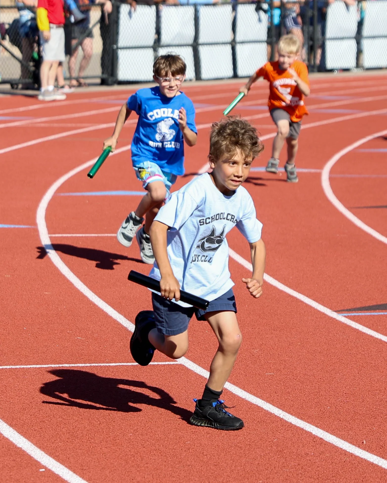 Schoolcraft runner starts the race