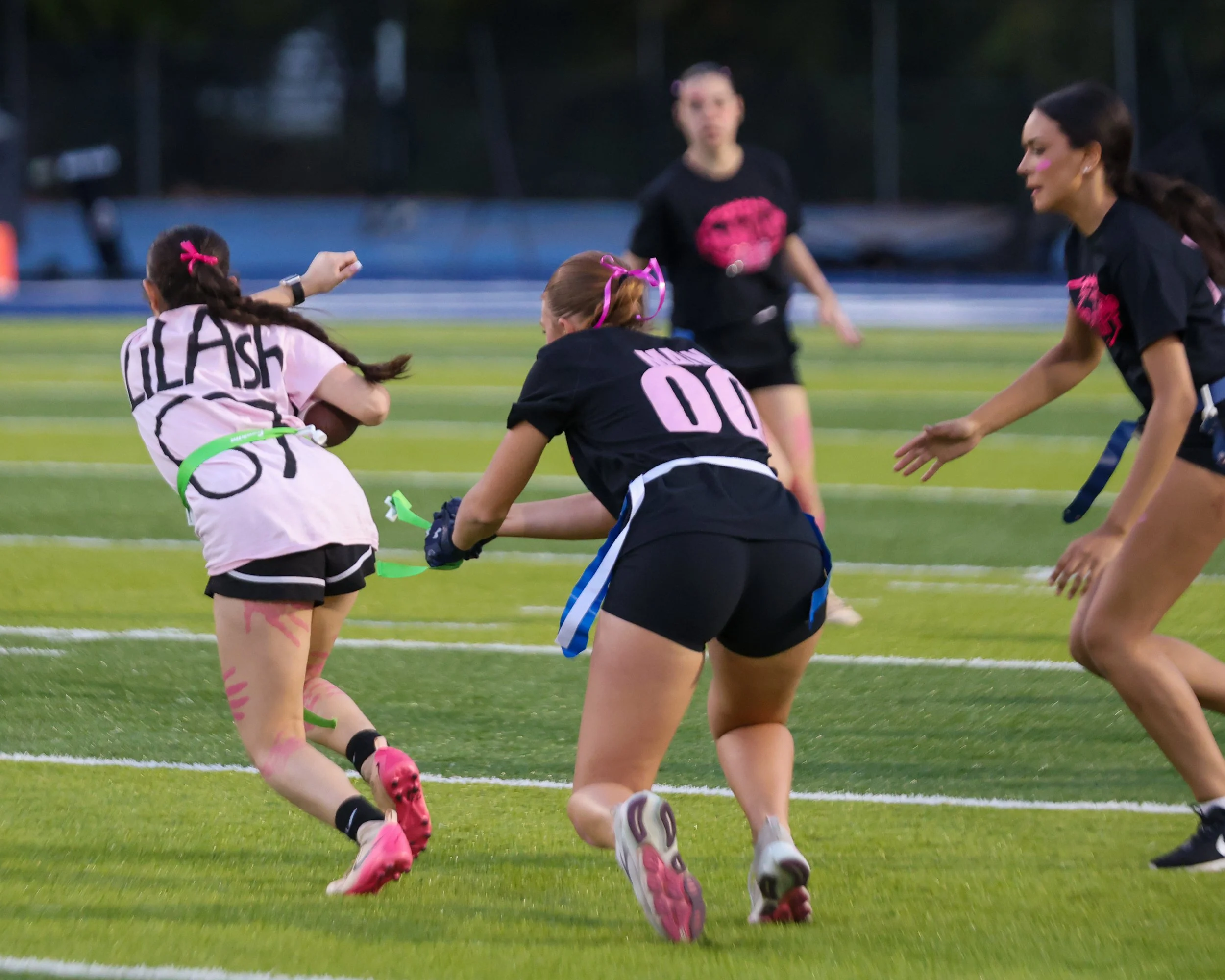 WM Senior grabs the Juniors flag