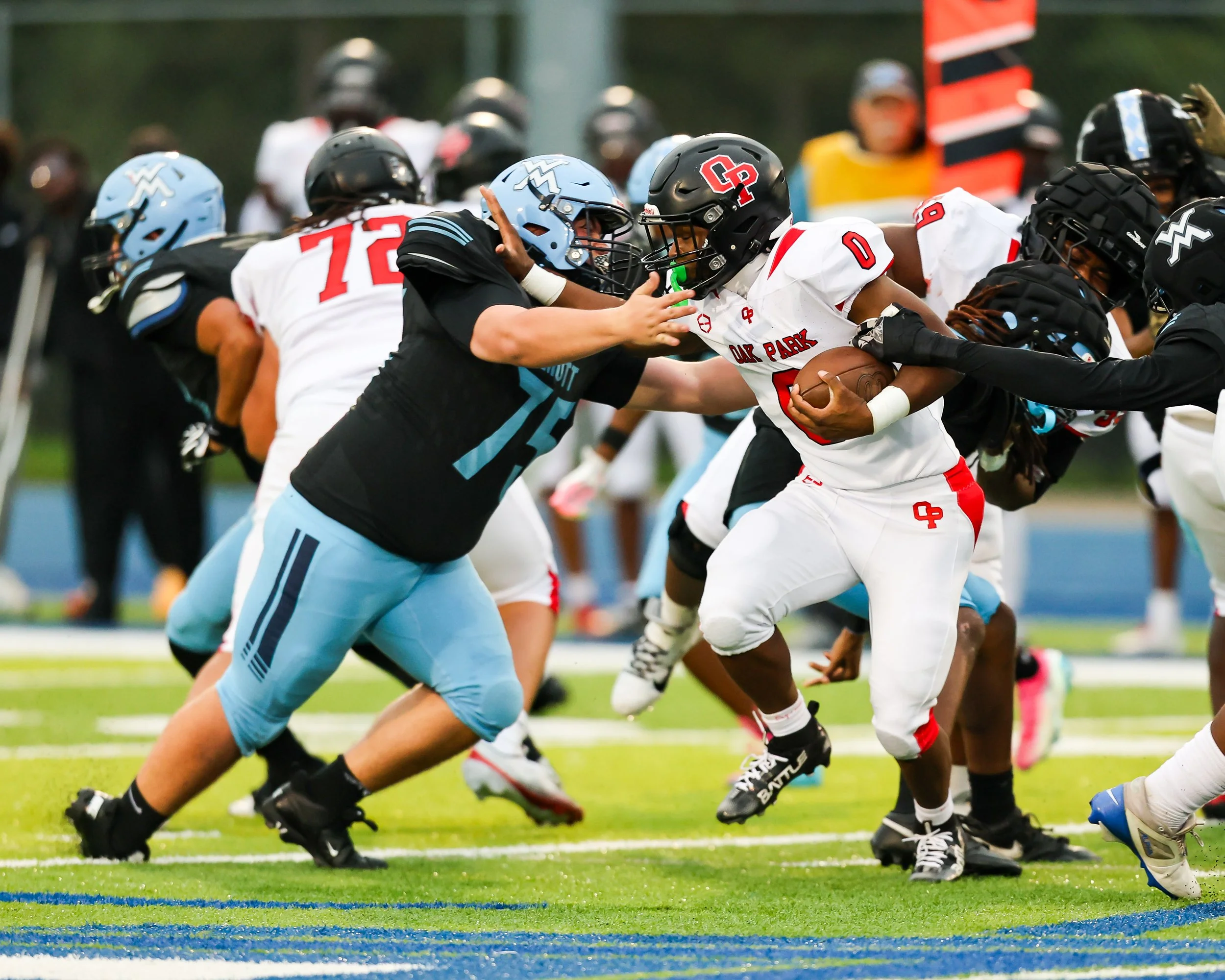 WK #75 grabs the running back