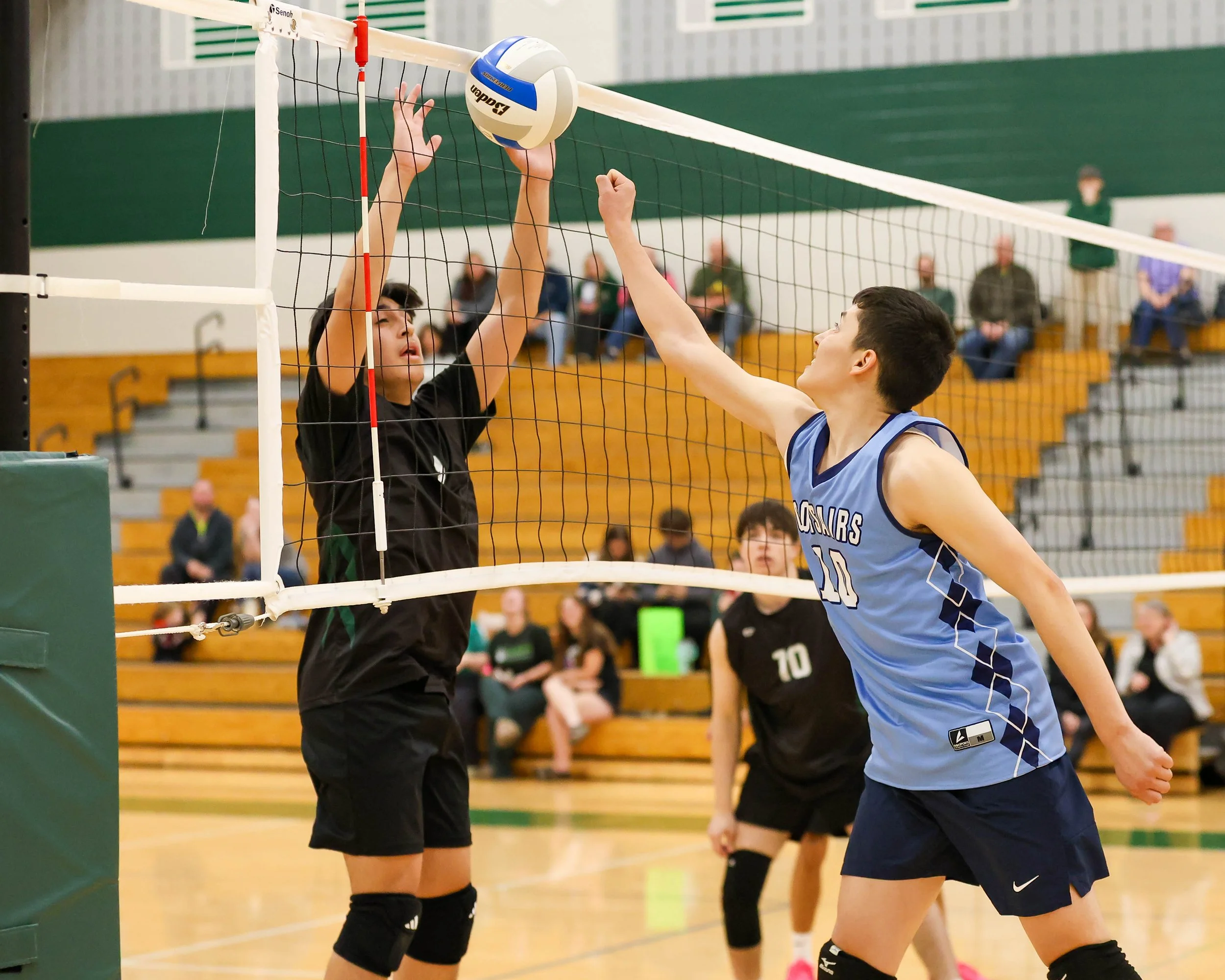Mott #10 tips the ball 