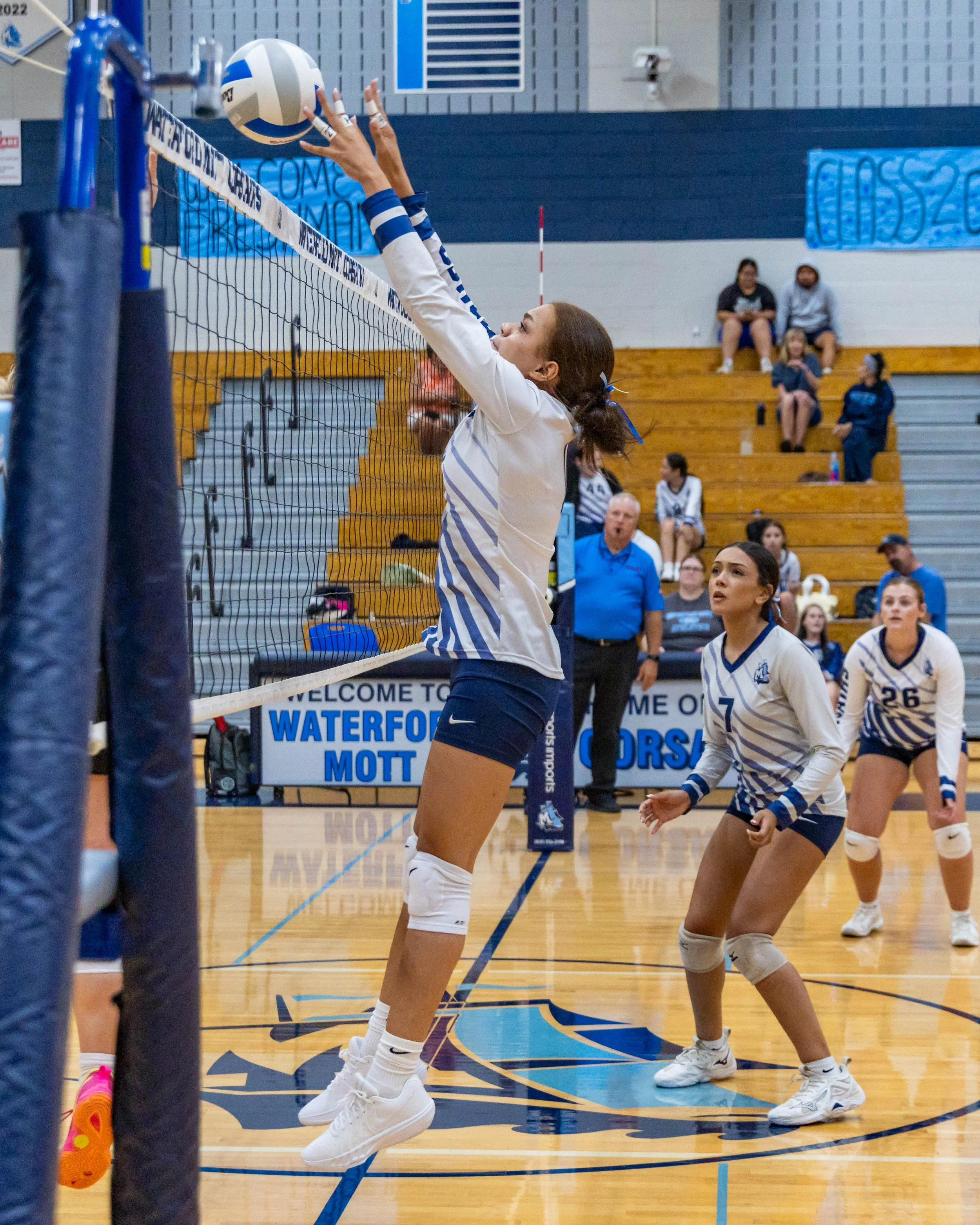WM #1 blocks the ball