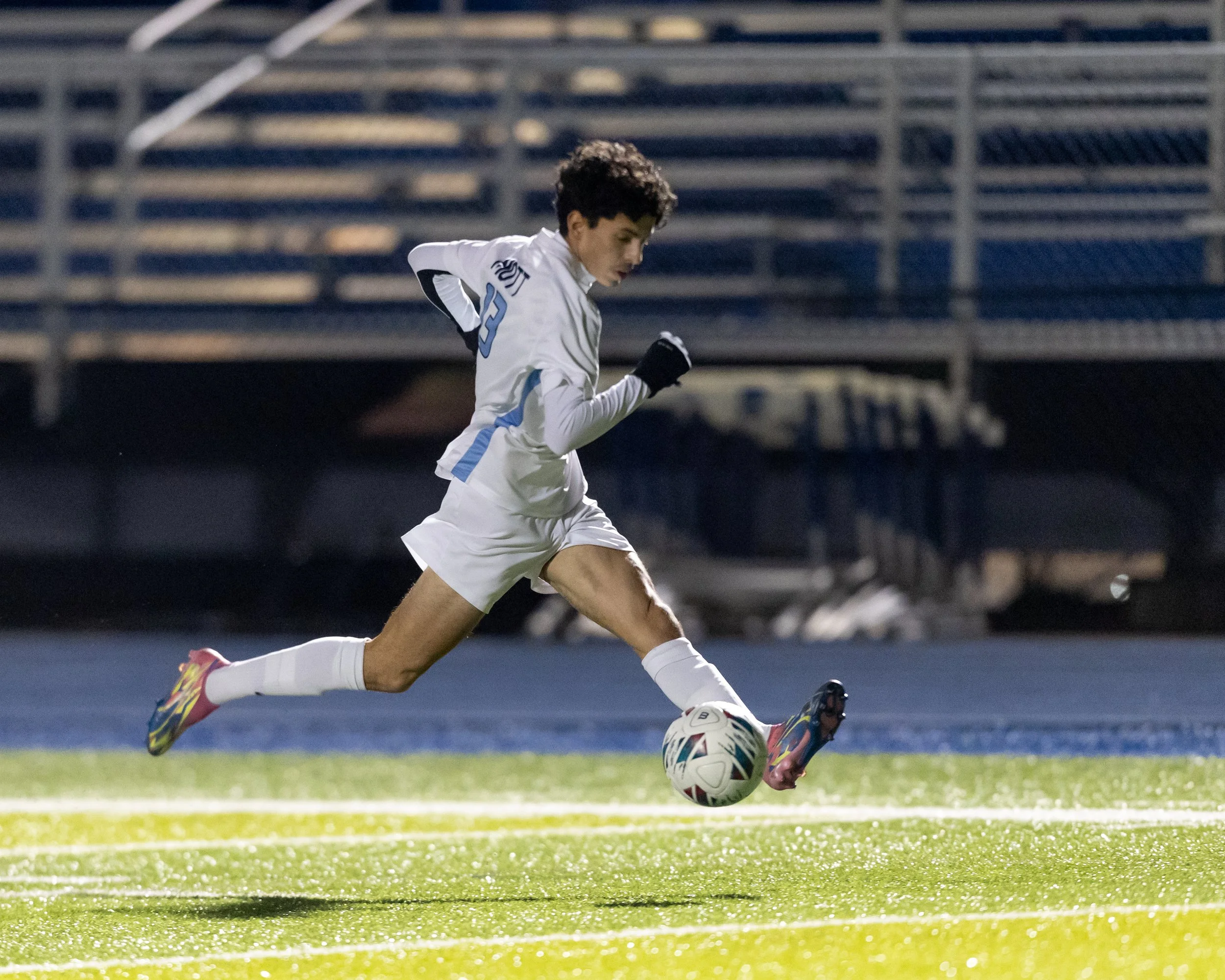 WM #13 with the ball