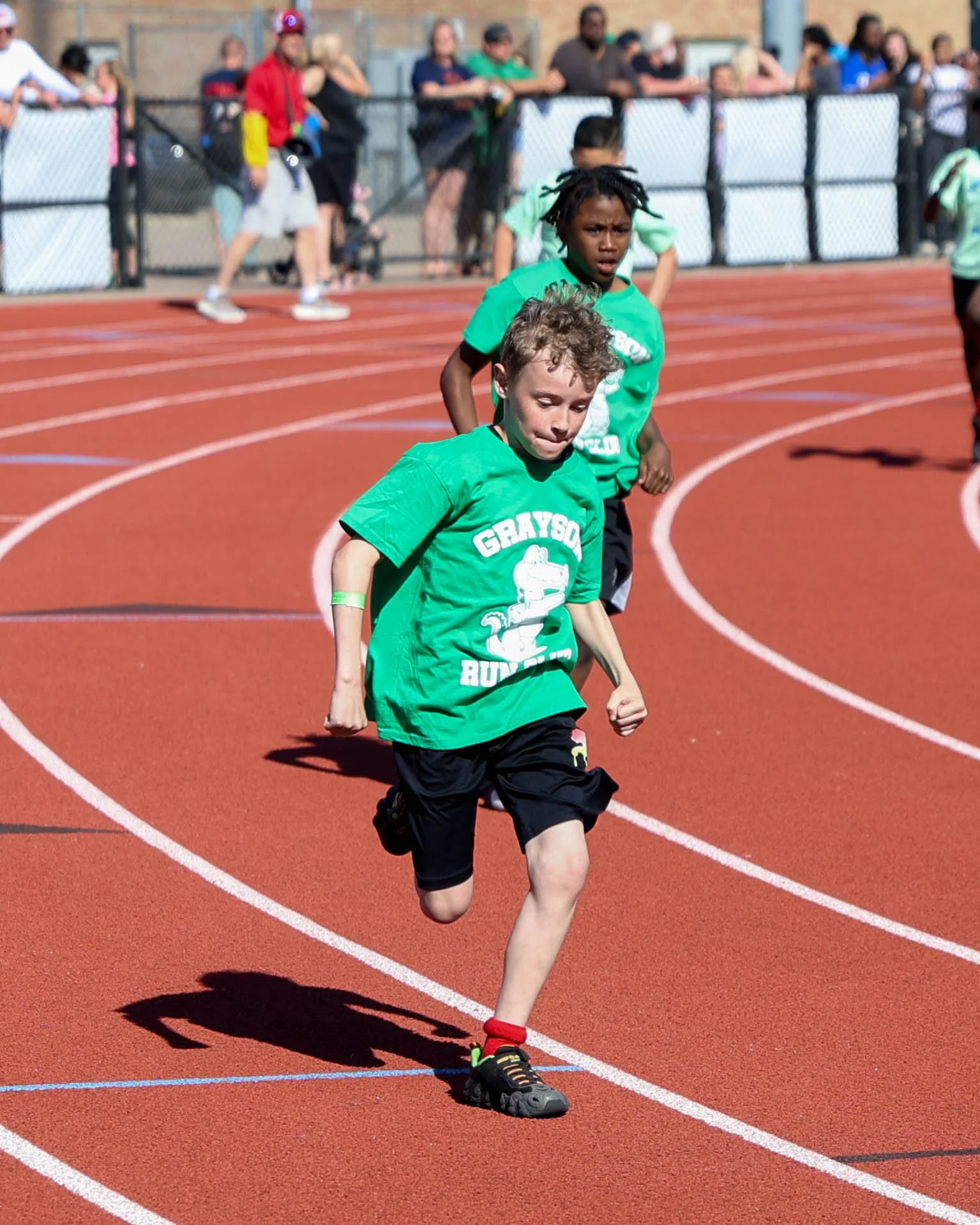 Grayson runner starts the race