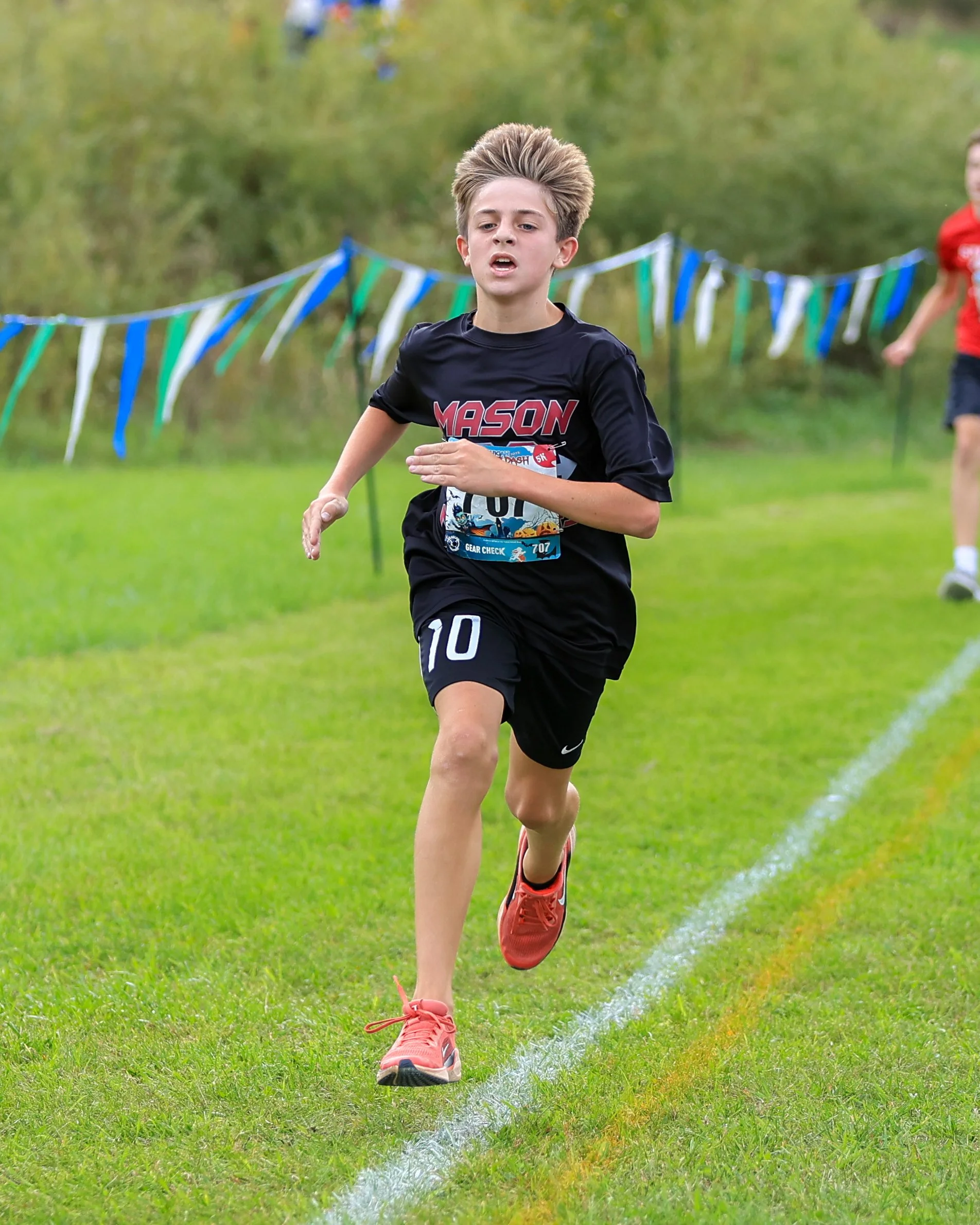  Mason runner at the finish line