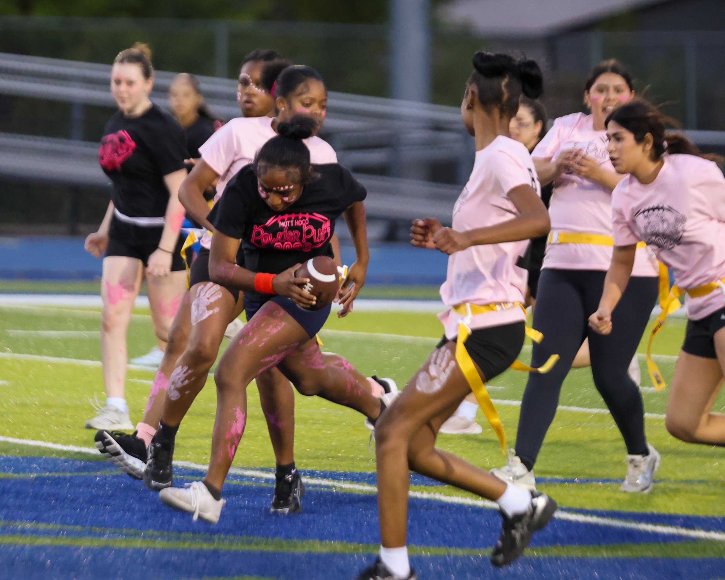 WM Senior runs the ball