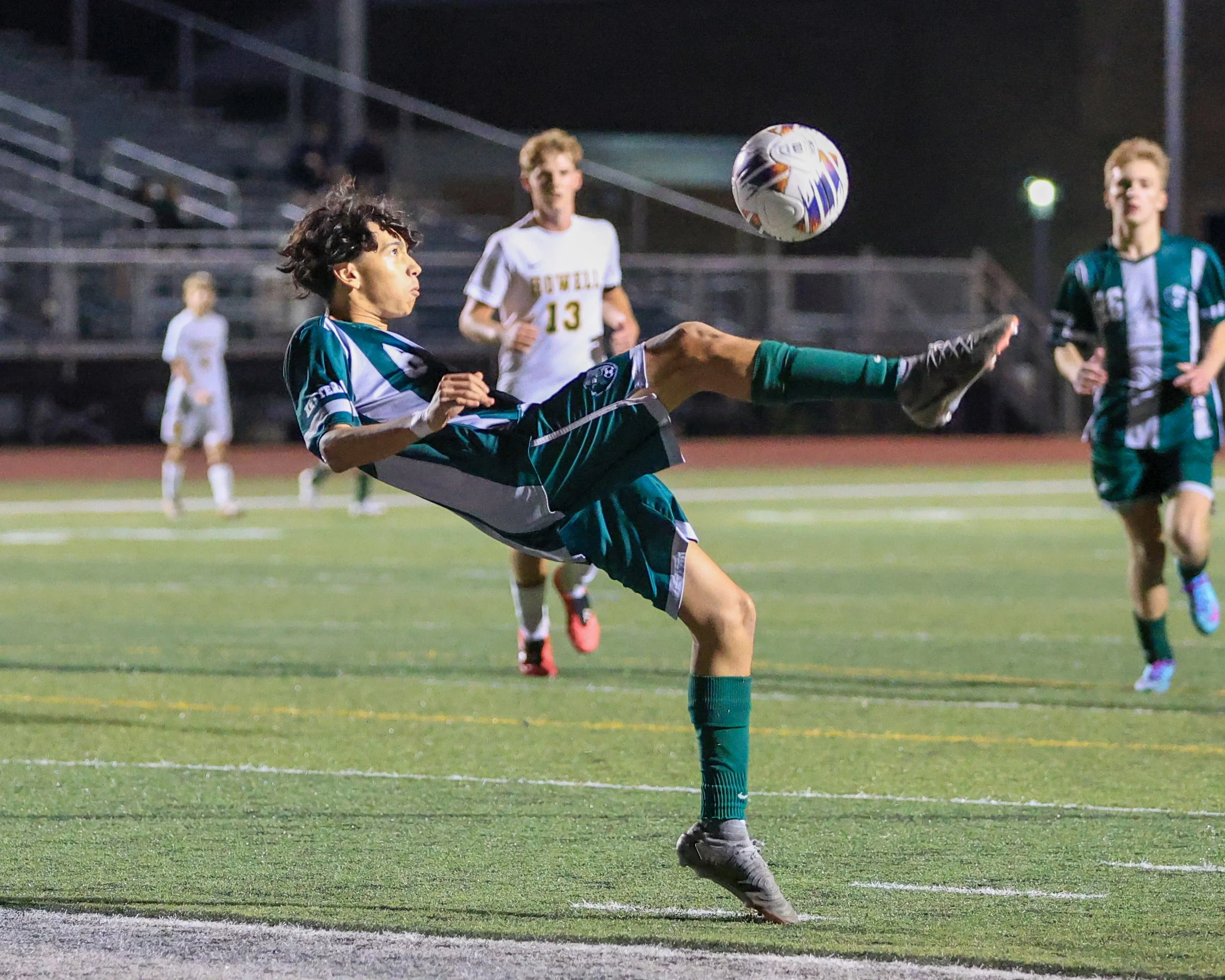 WK player with the bicycle kick