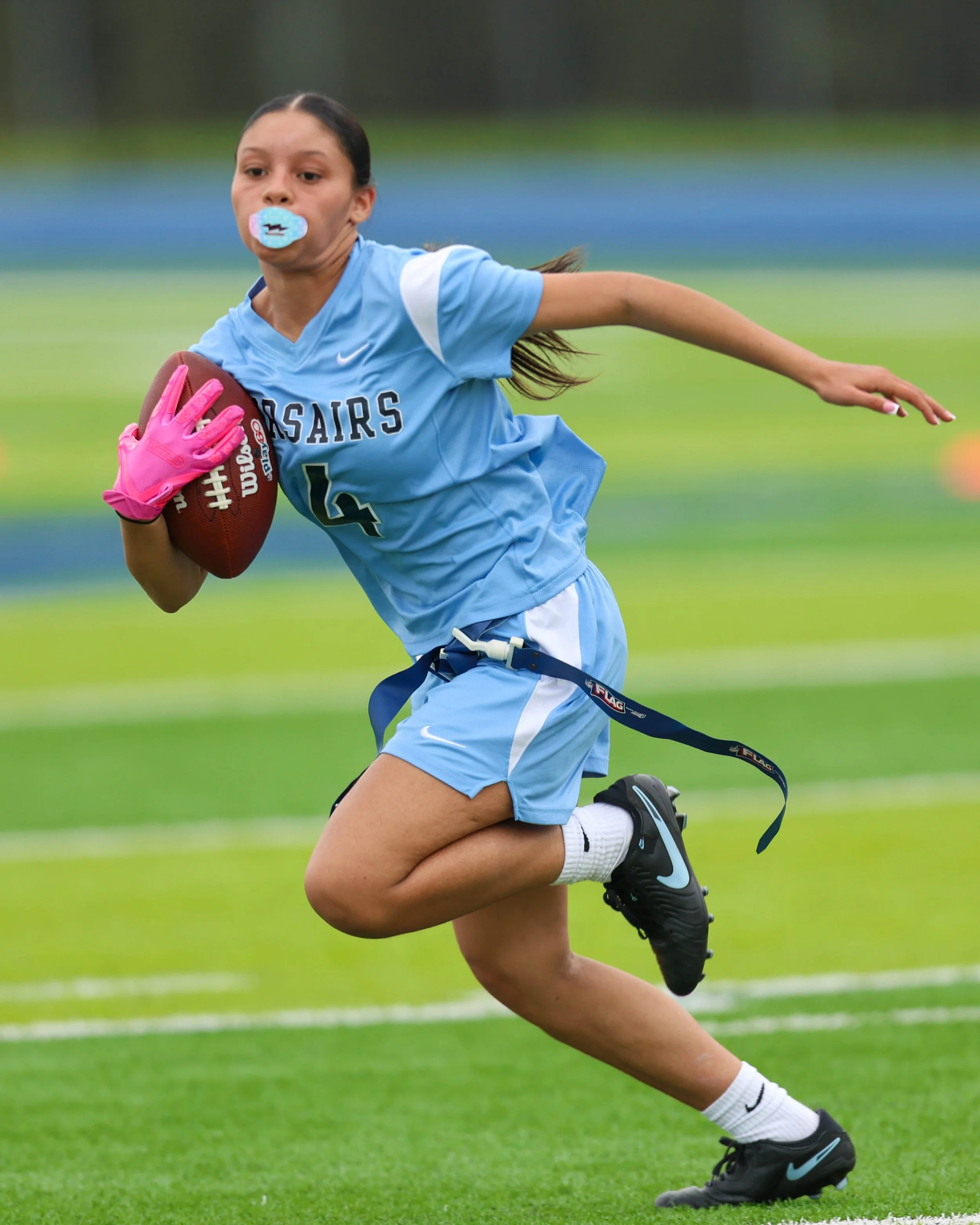 WM #4 carries the ball