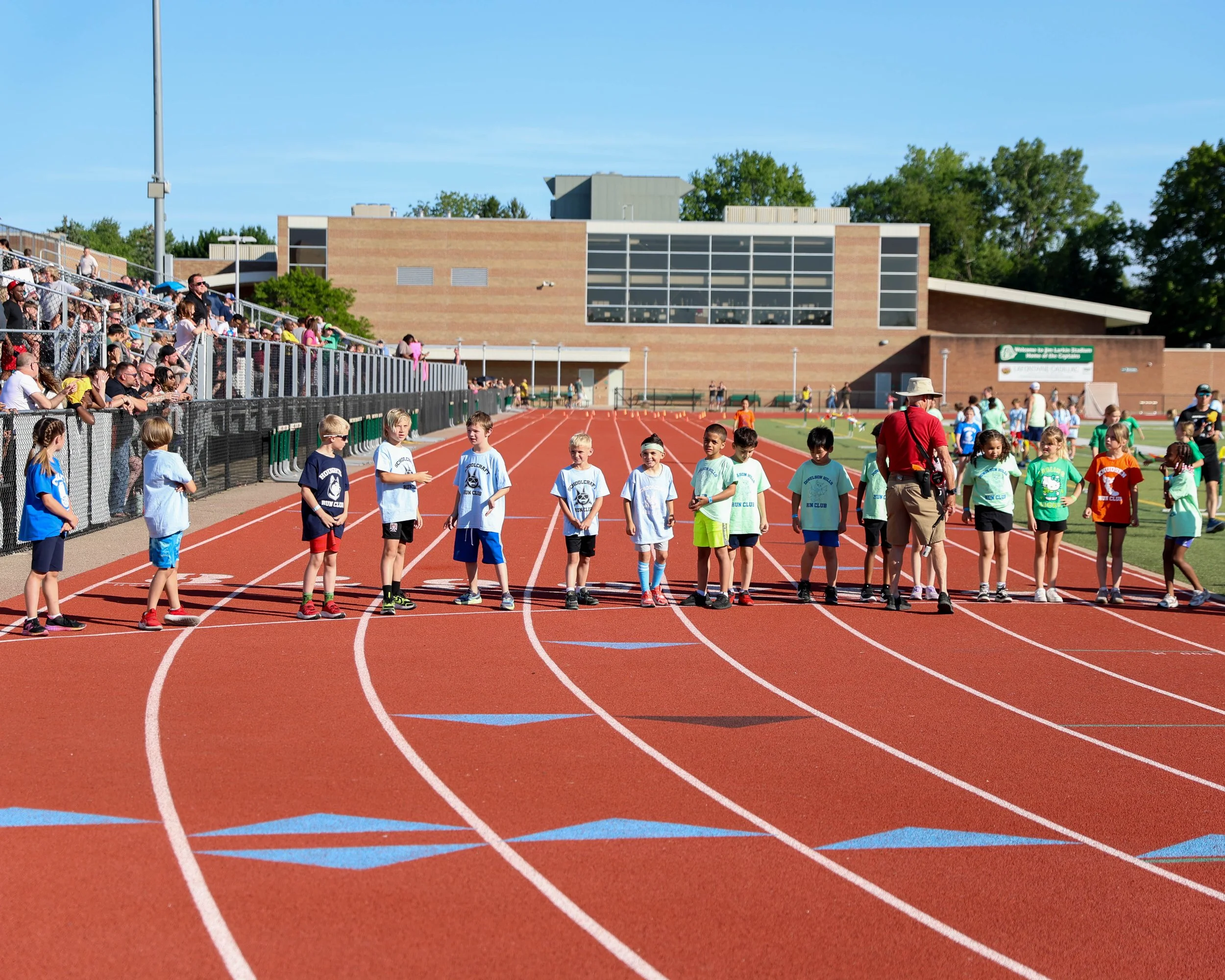 Group start for the 800m race