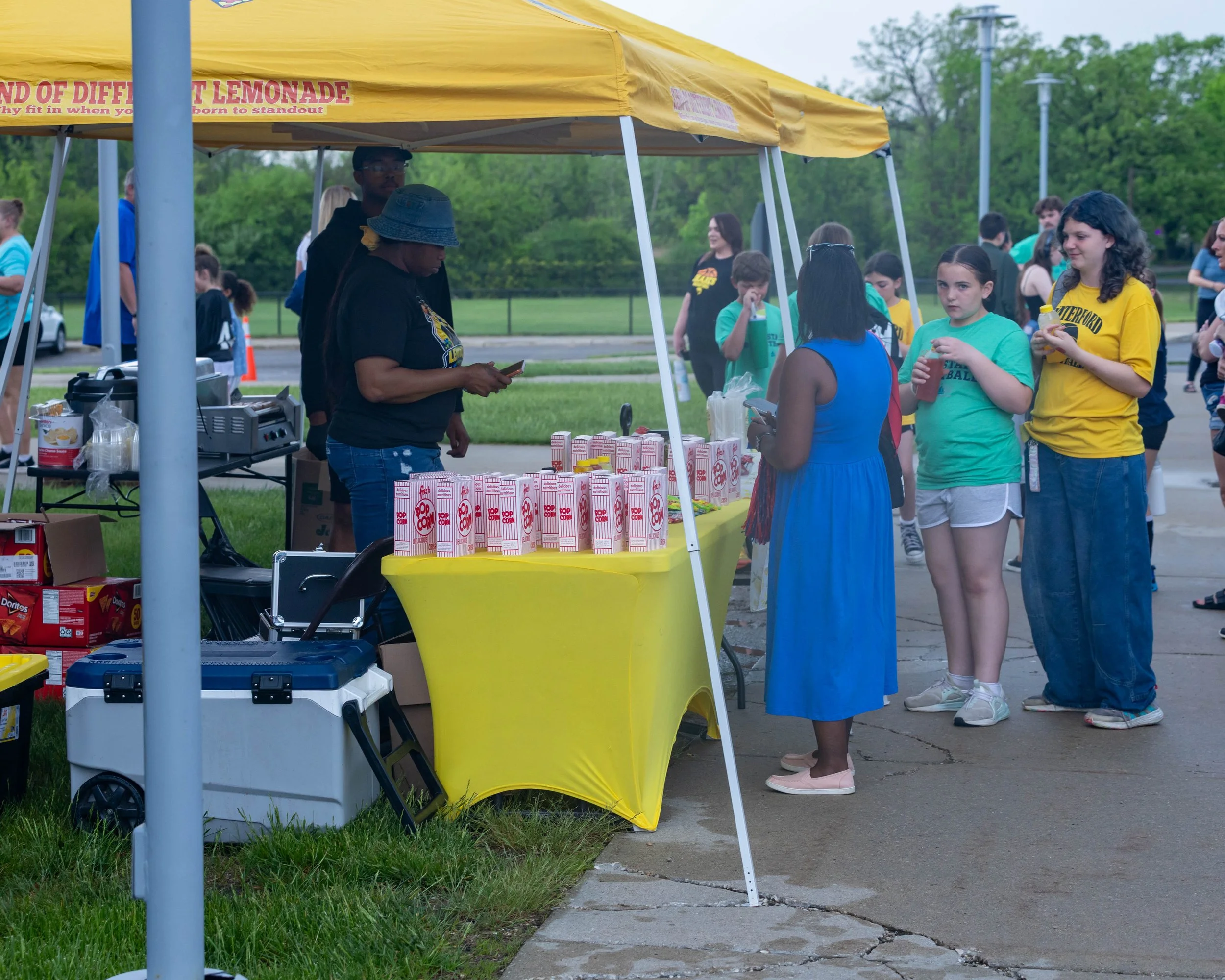 Food and beverages before the game