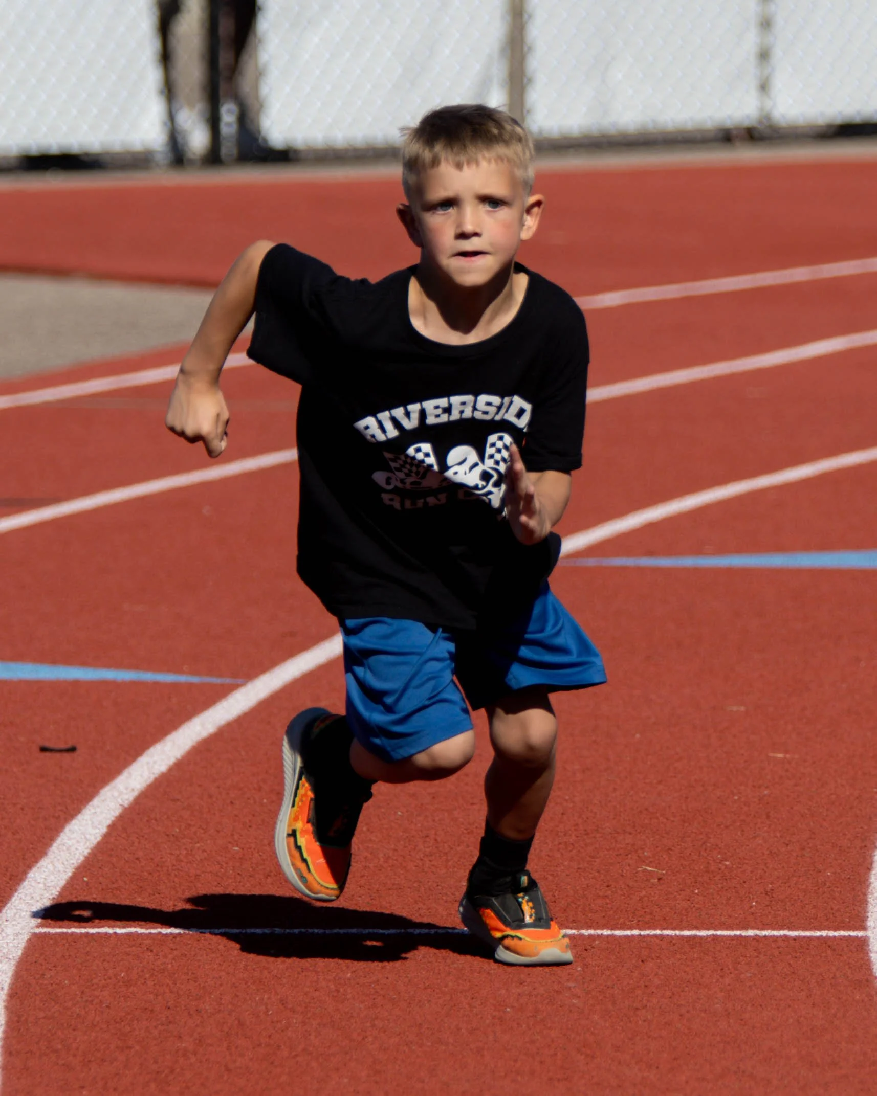 Riverside runner starts the race