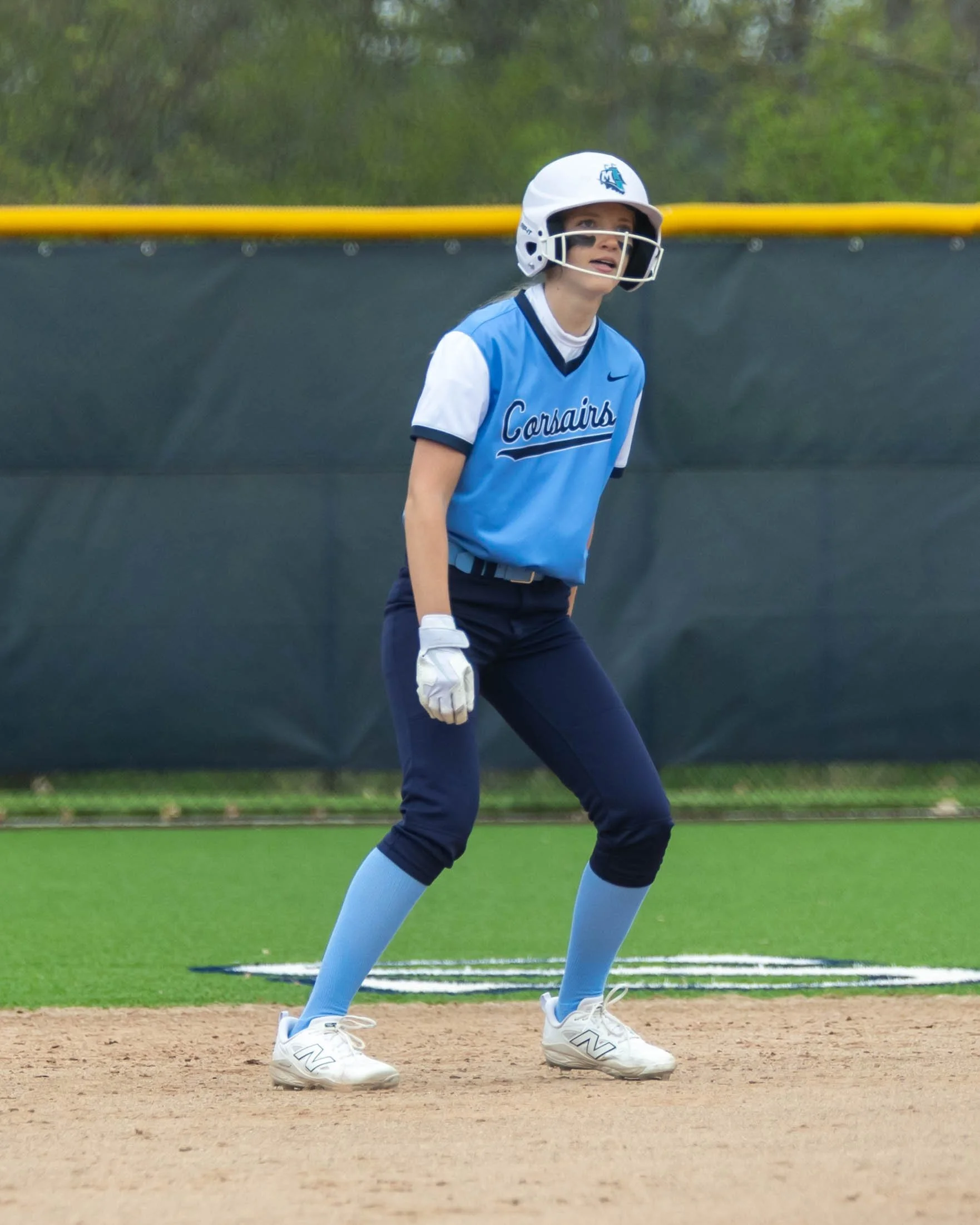 Mott runner on second base with a lead off