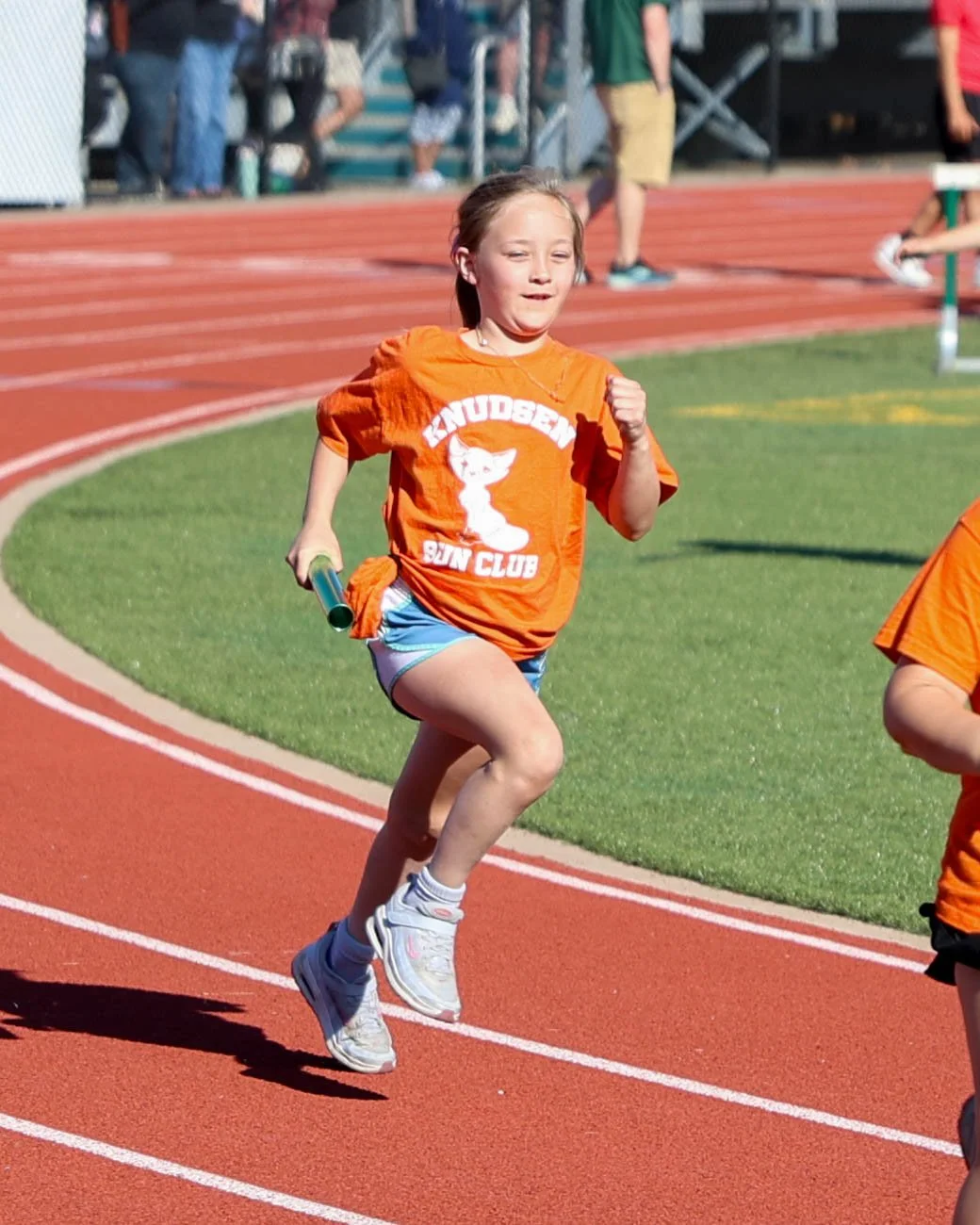 Knudsen runner starts the race