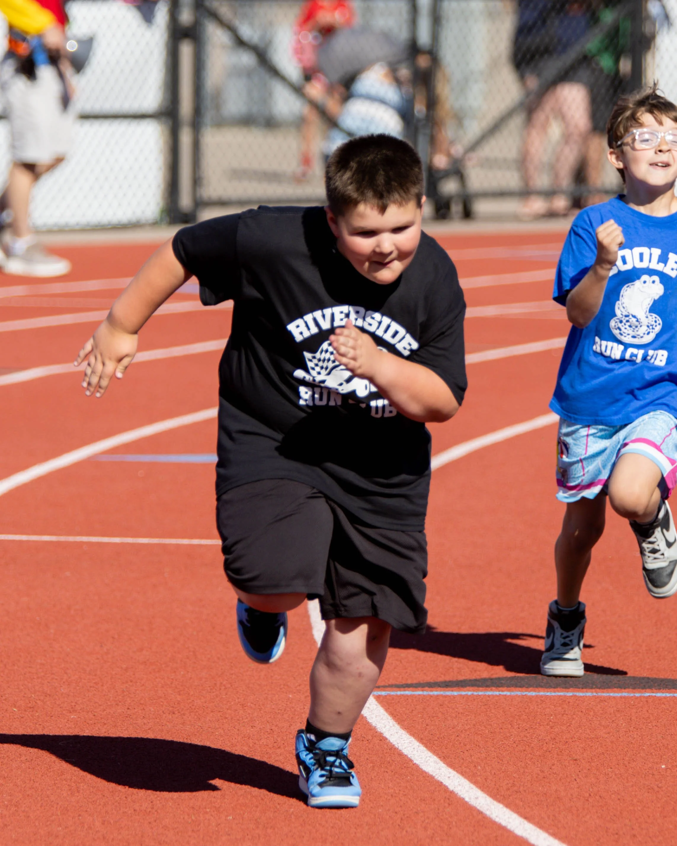 Riverside runner starts the race