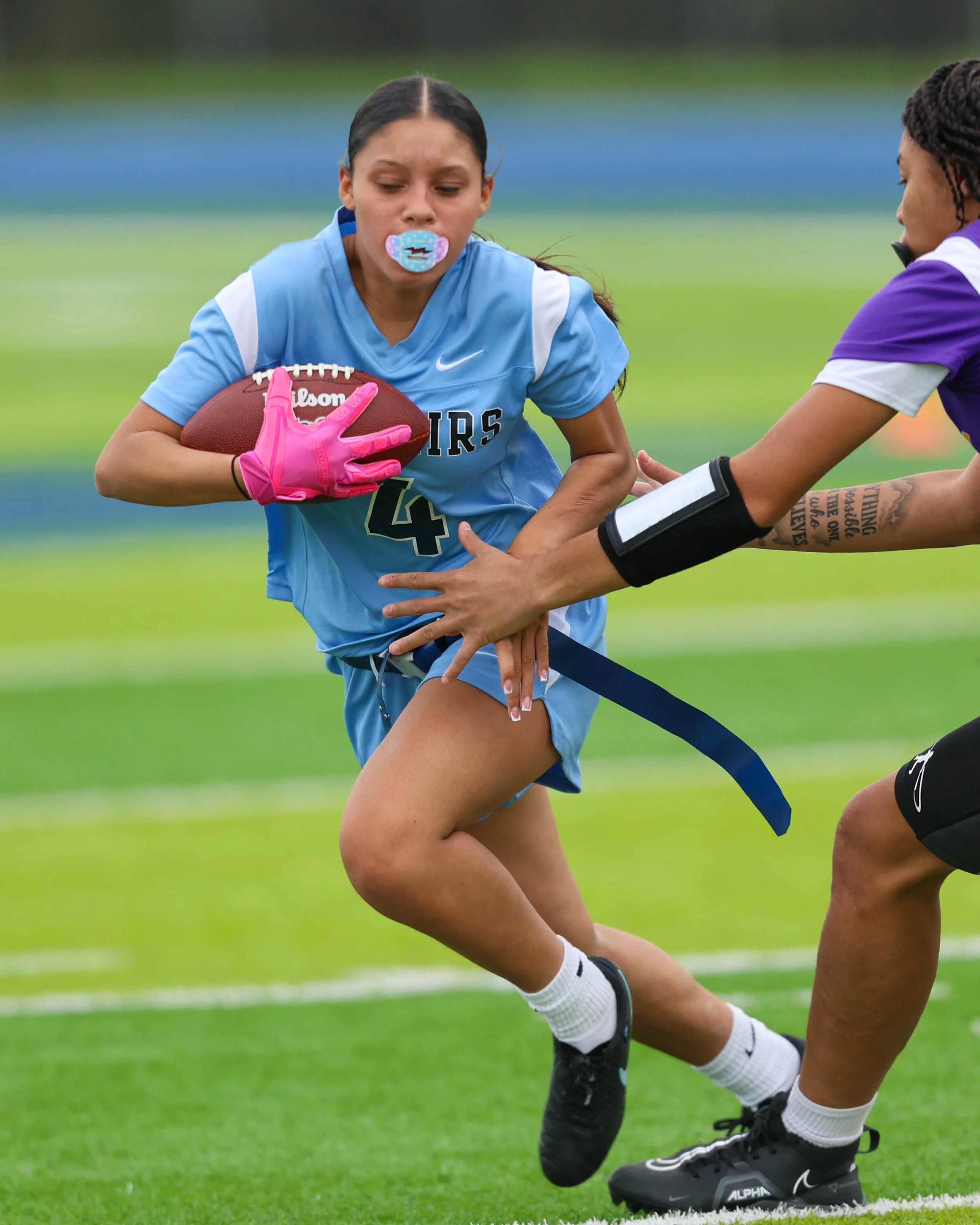 WM #4 carries the ball