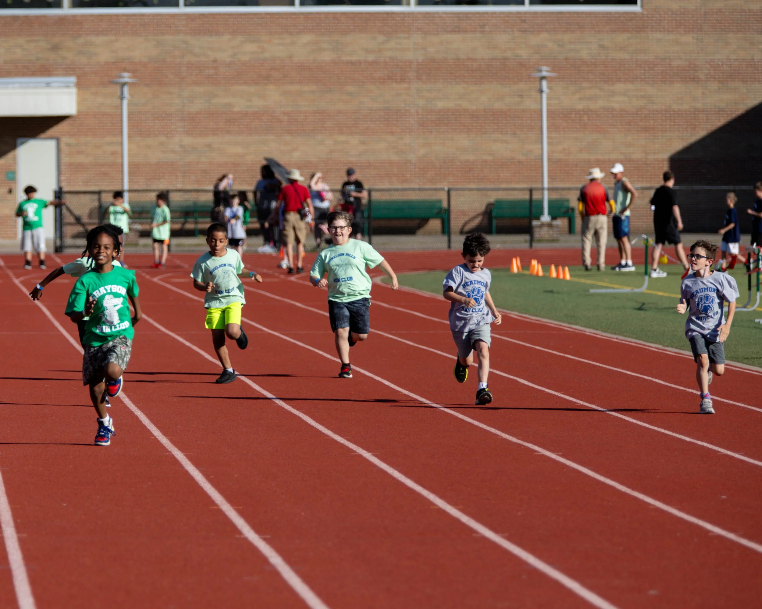 Beaumont, Donelson Hills and Grayson boys finish the race