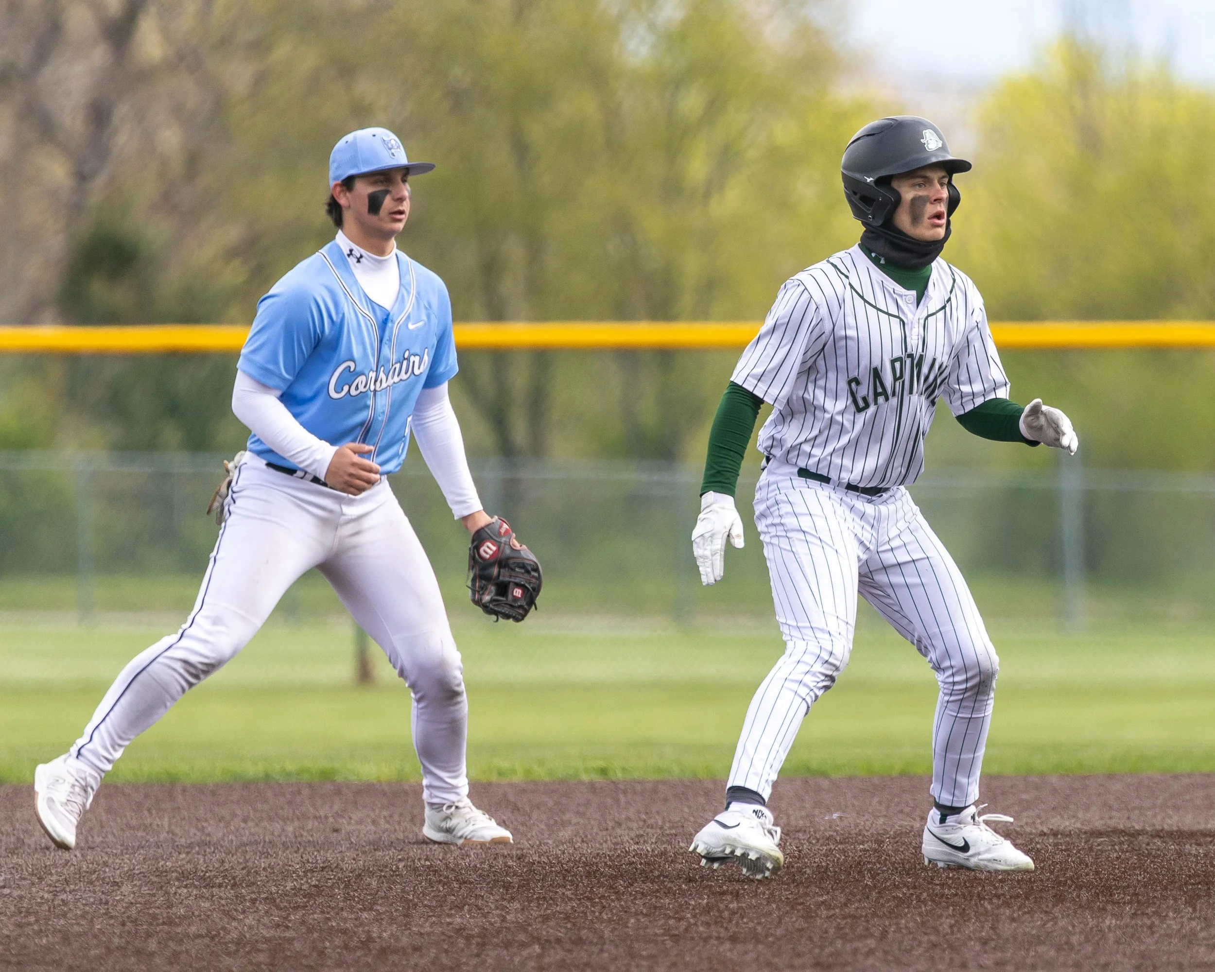 Kettering #6 leads off 2nd base